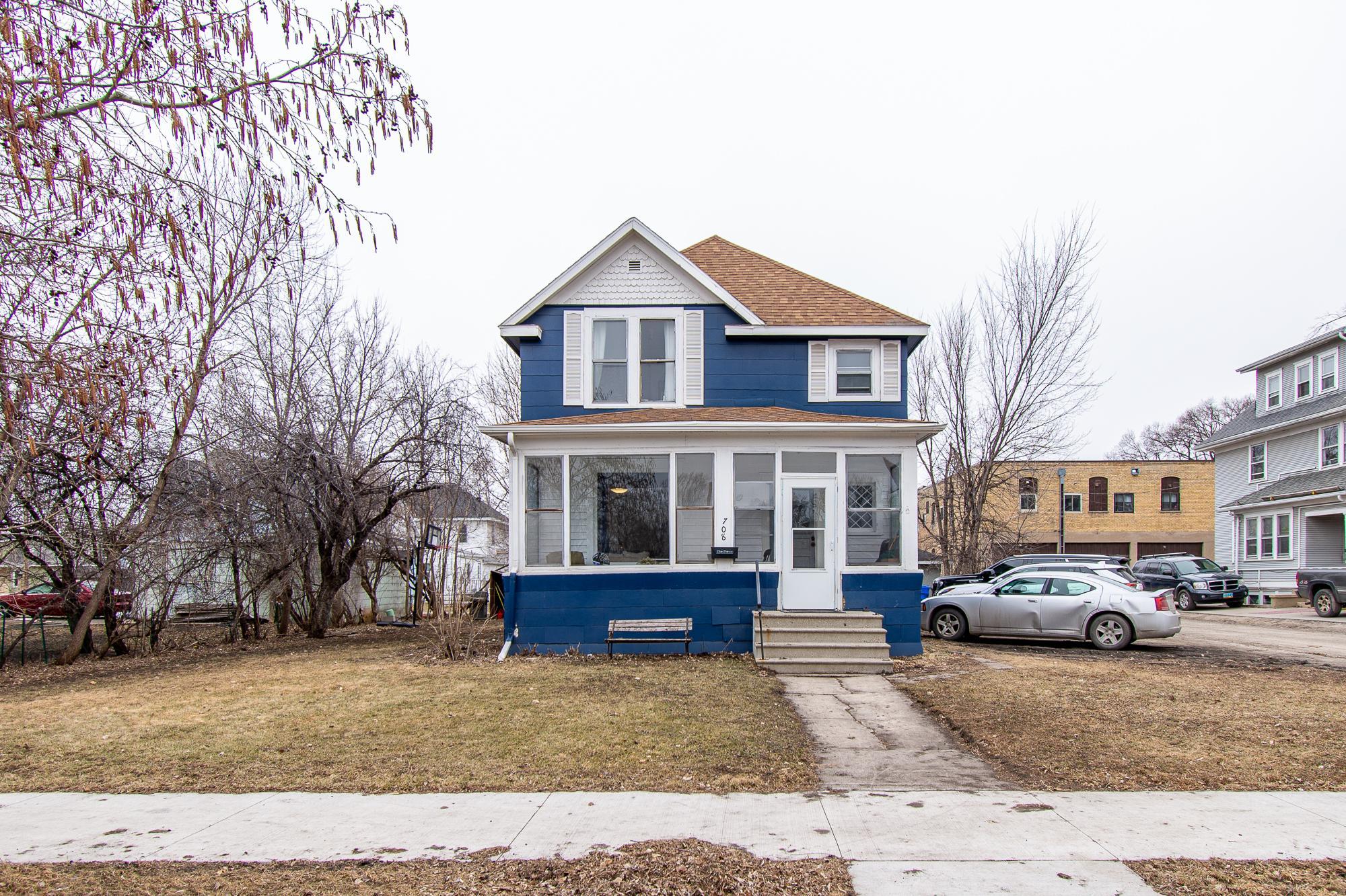 708 7th Street N
