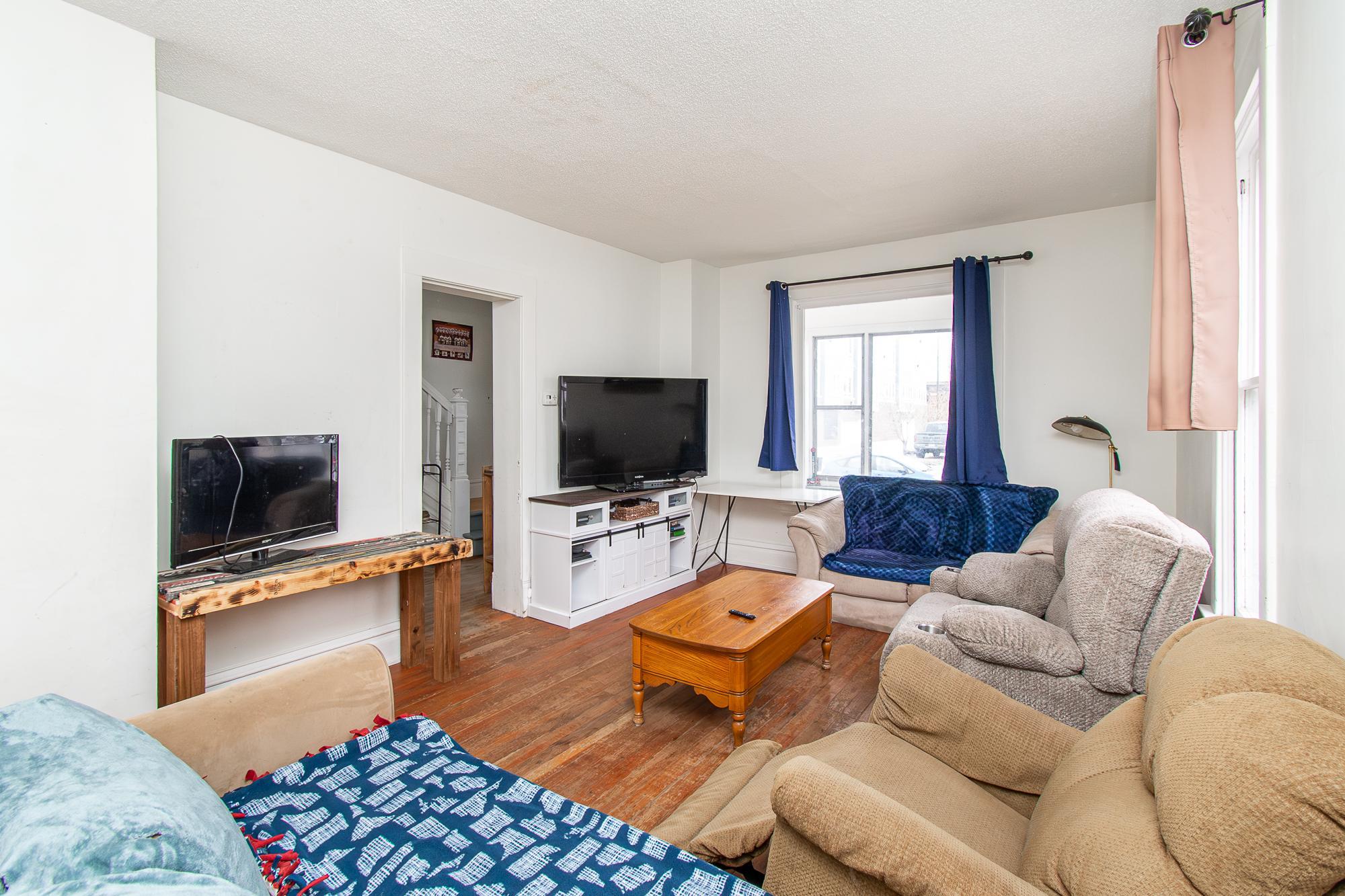 708 7th Street N Property Photo 8