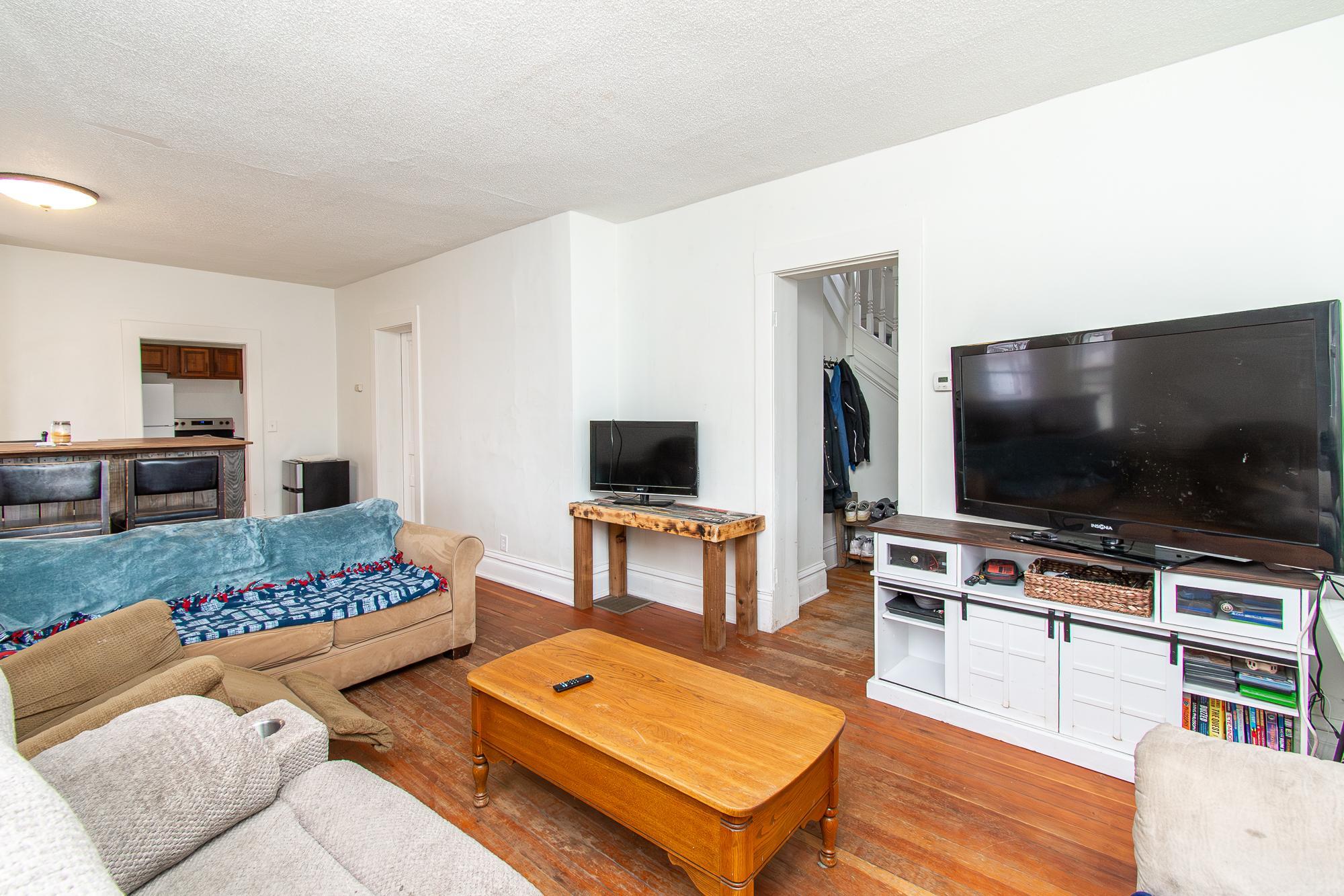 708 7th Street N Property Photo 10