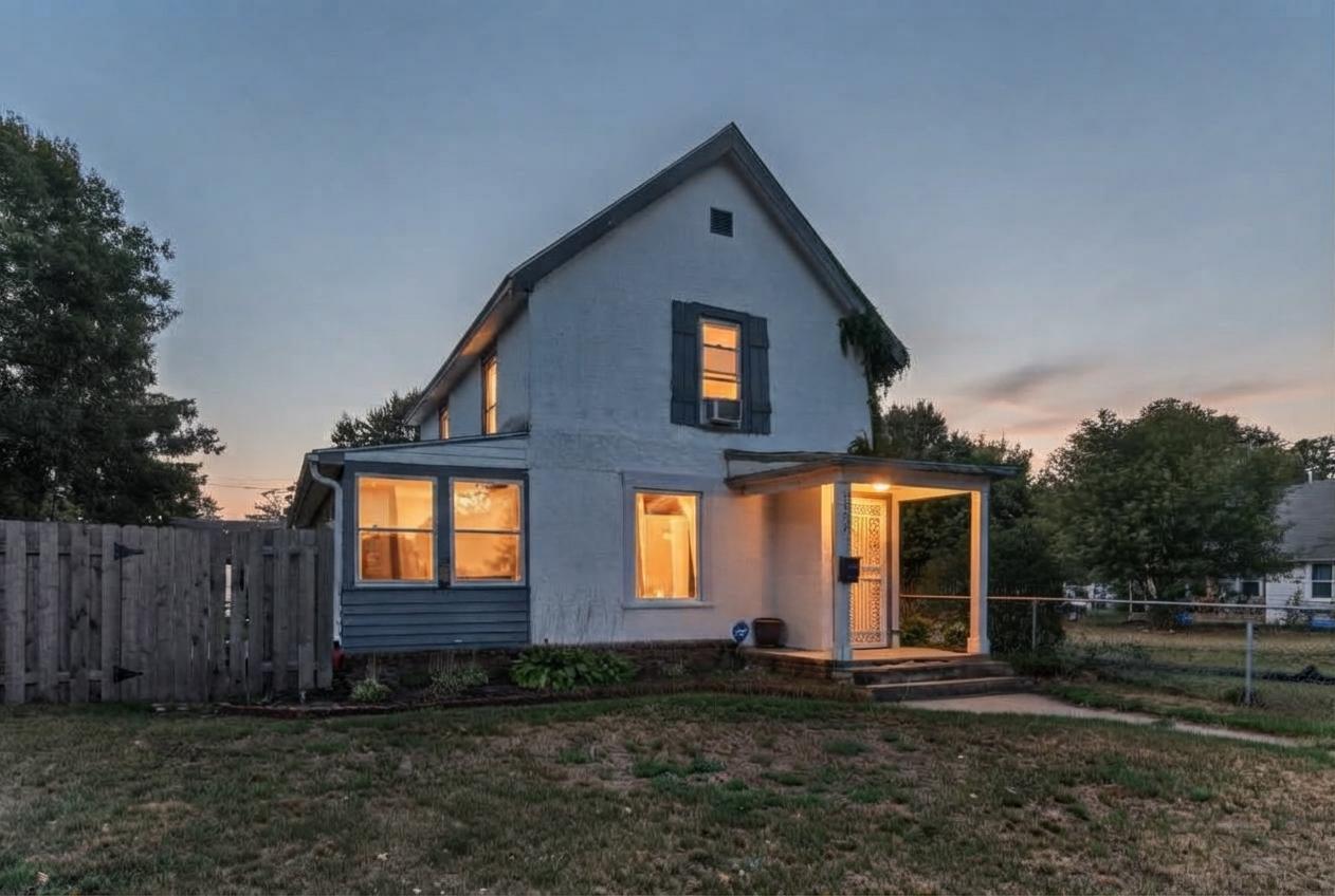 5141 Camden Avenue N Property Photo