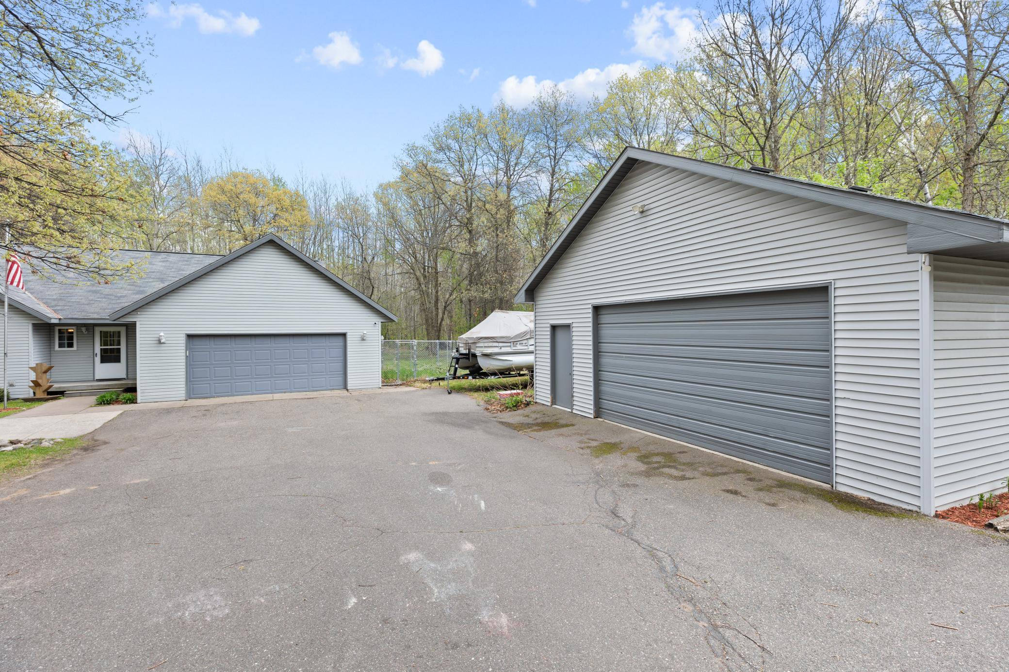 10308 S Oaks Road Property Photo 13