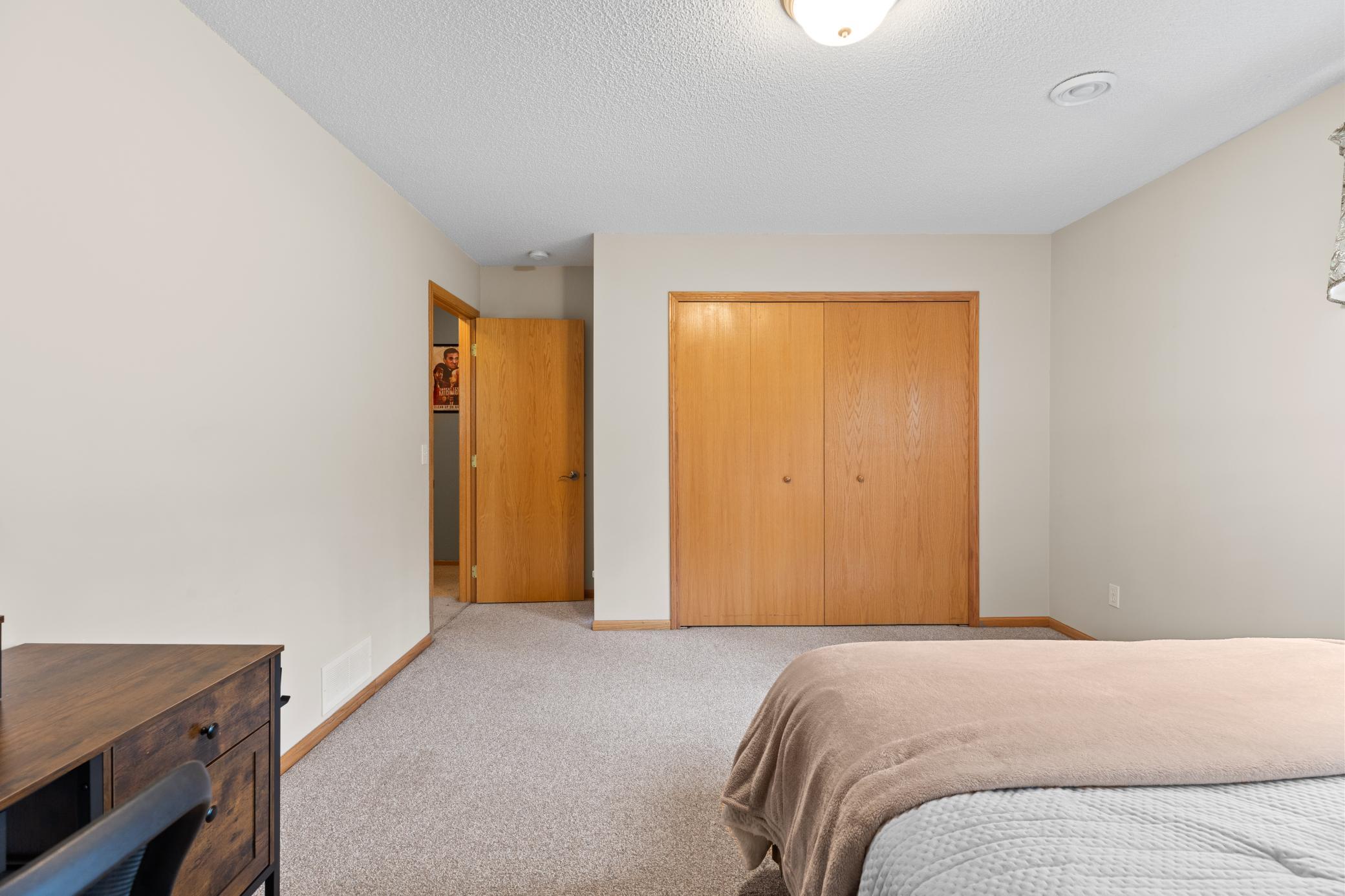 10308 S Oaks Road Property Photo 26
