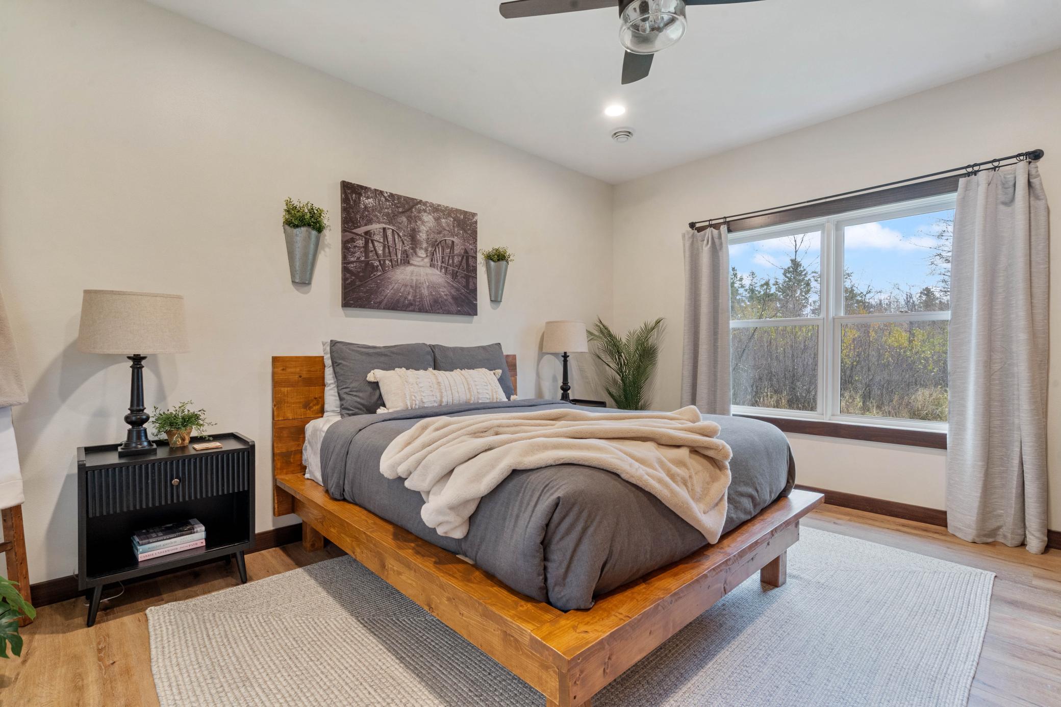 59 E Riverside Road Property Photo 14