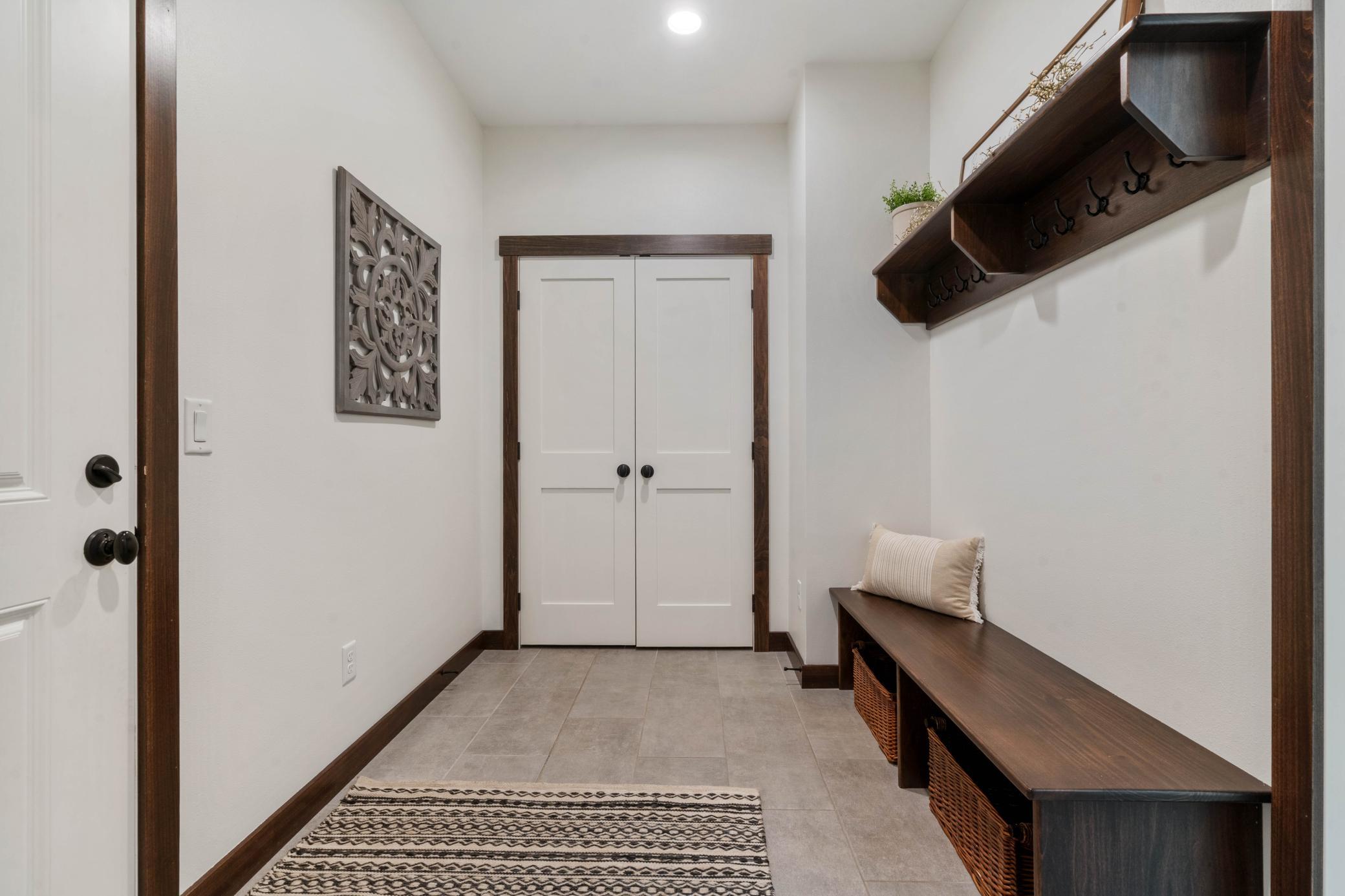 59 E Riverside Road Property Photo 16