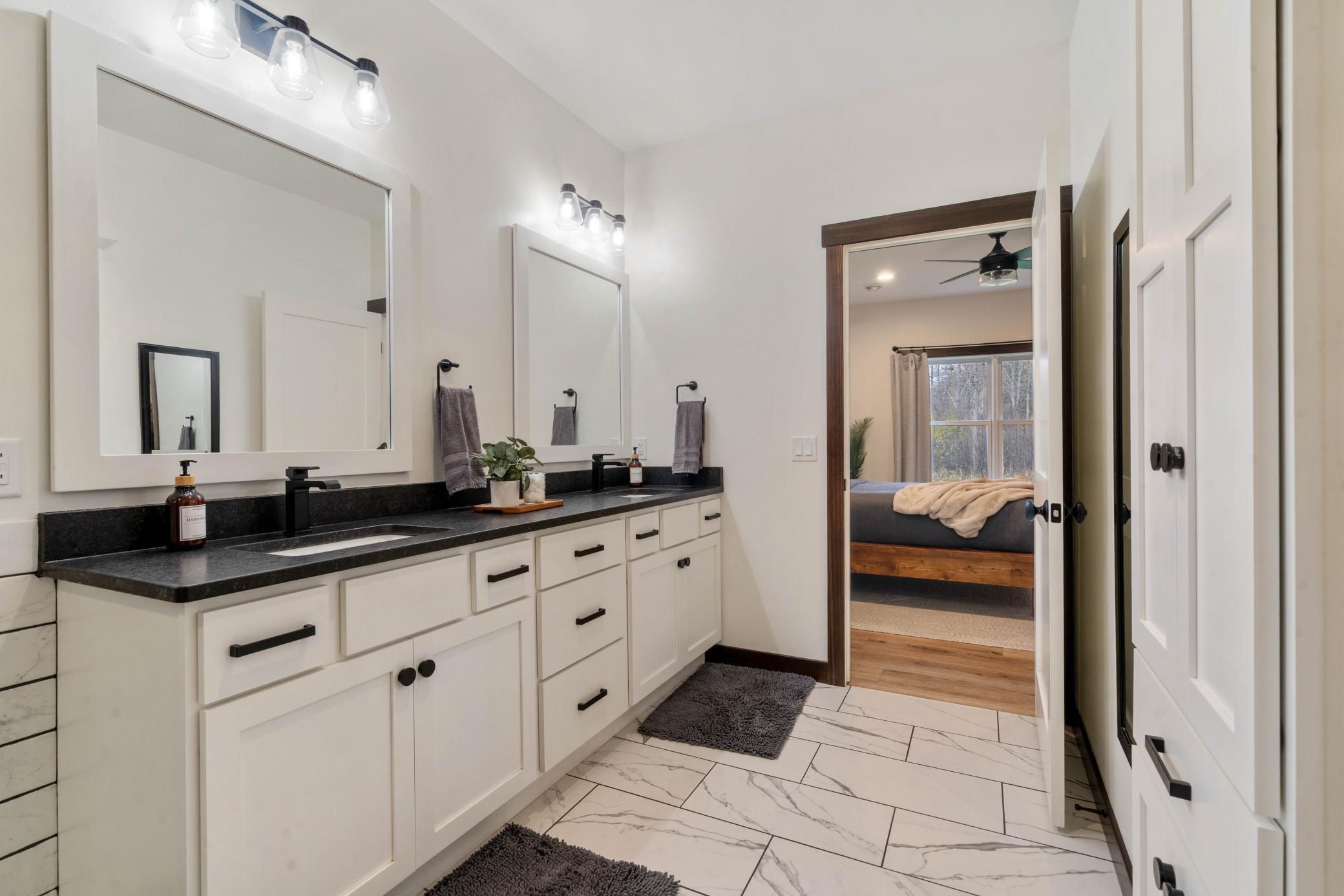 59 E Riverside Road Property Photo 31