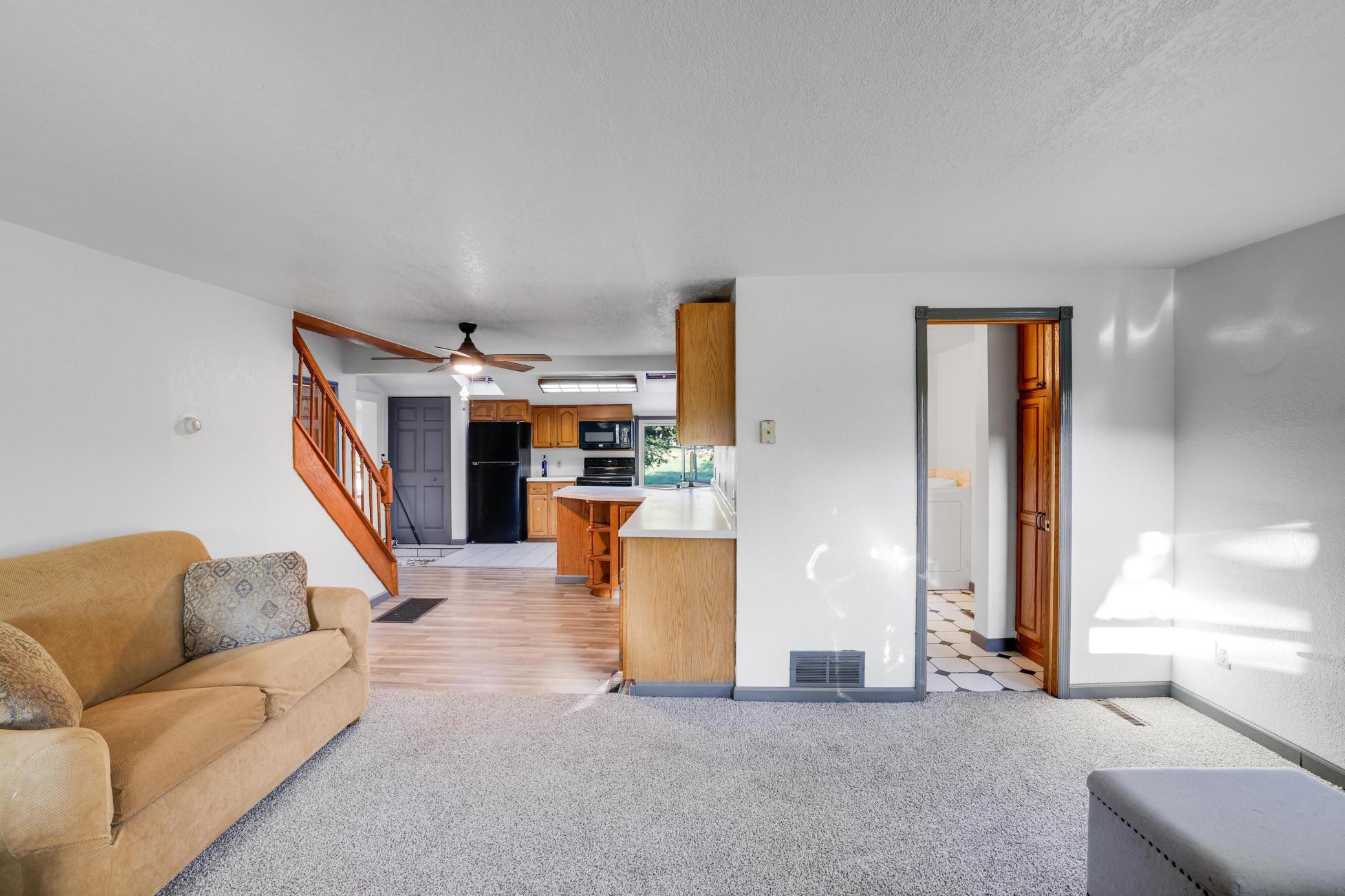 412 Prairie Avenue Property Photo 10