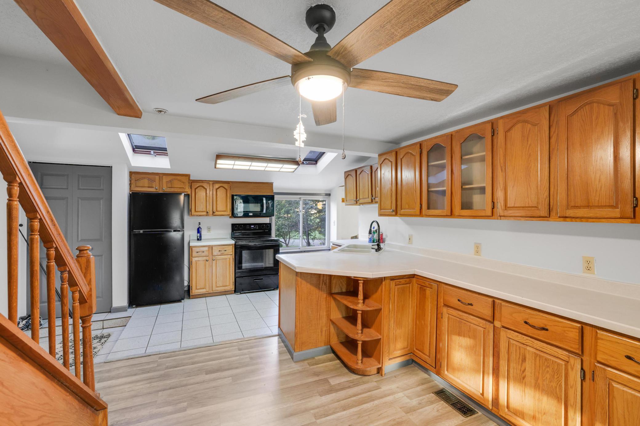 412 Prairie Avenue Property Photo 12