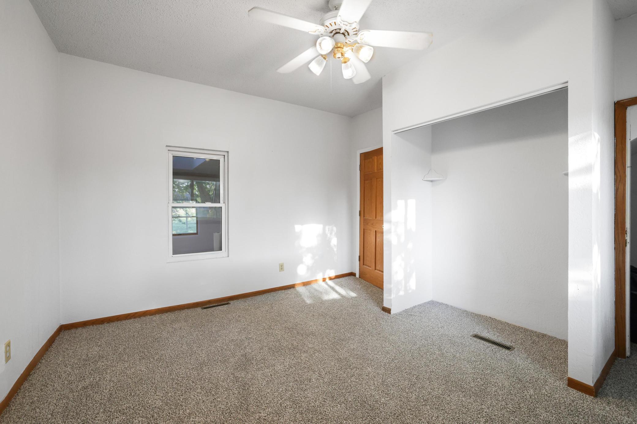 412 Prairie Avenue Property Photo 16