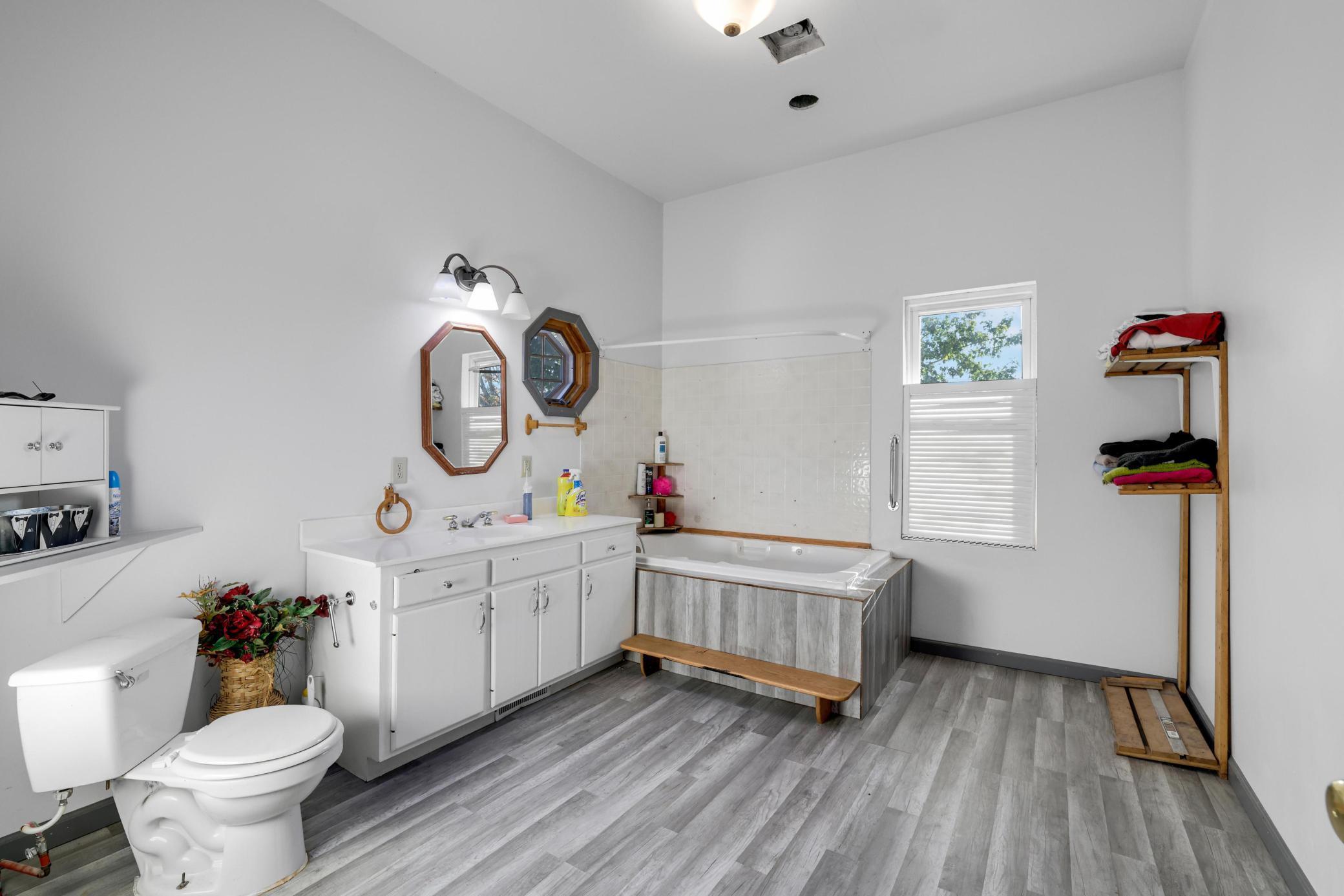 412 Prairie Avenue Property Photo 27
