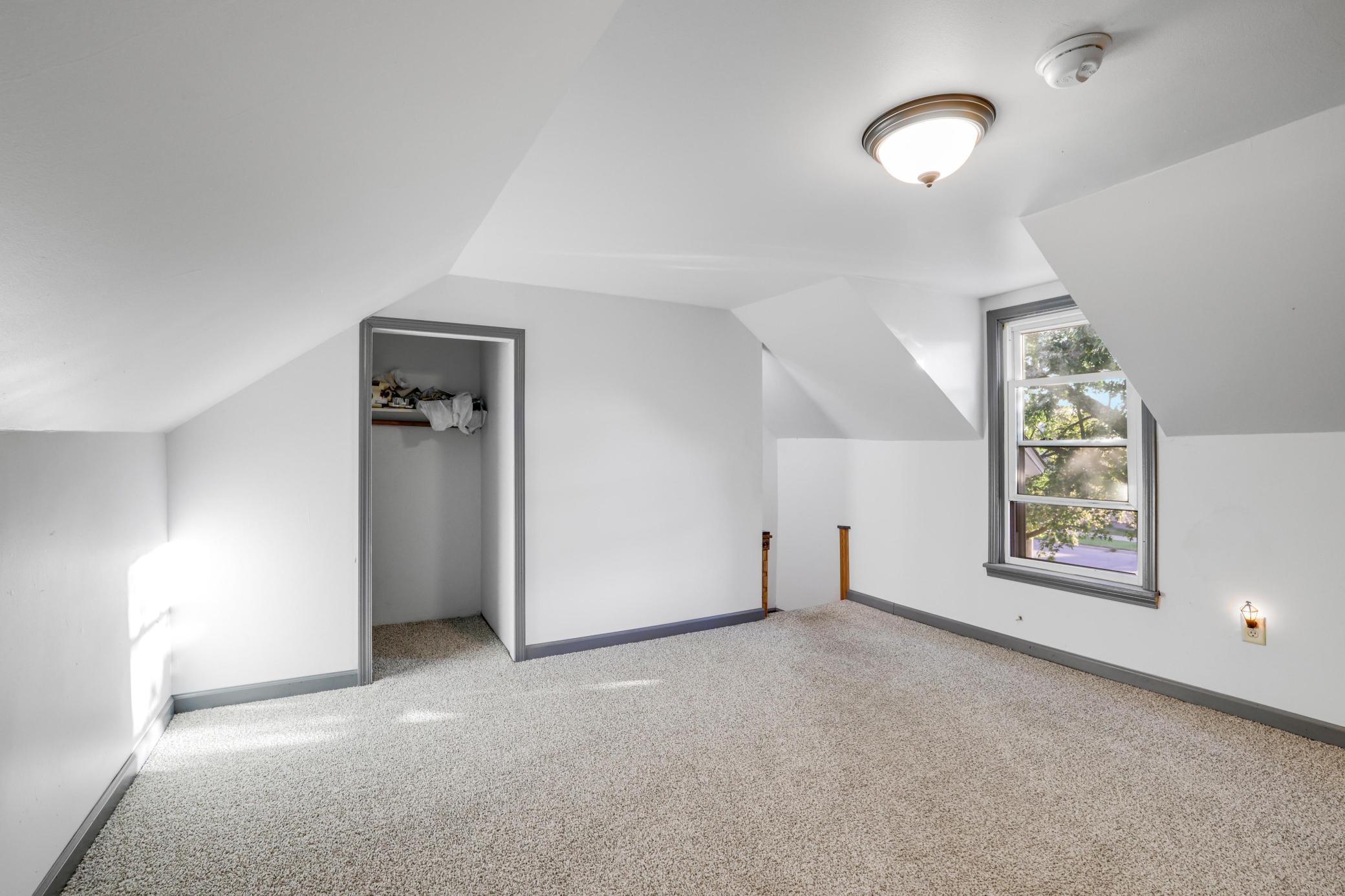 412 Prairie Avenue Property Photo 31