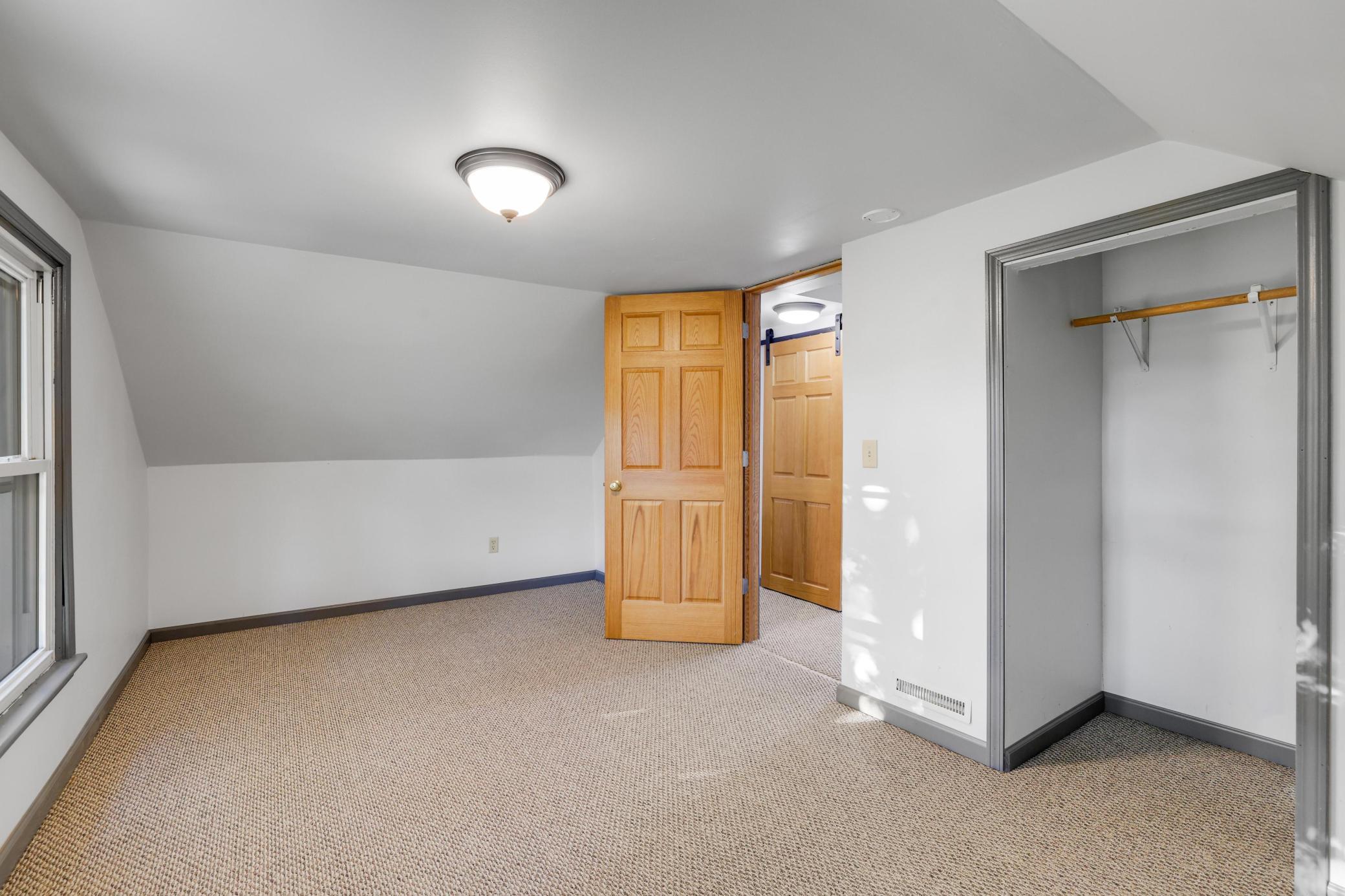 412 Prairie Avenue Property Photo 33