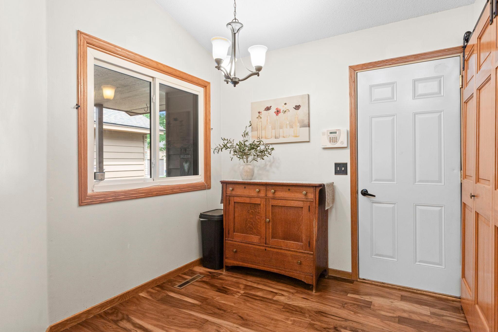 14621 Embassy Avenue Property Photo 11