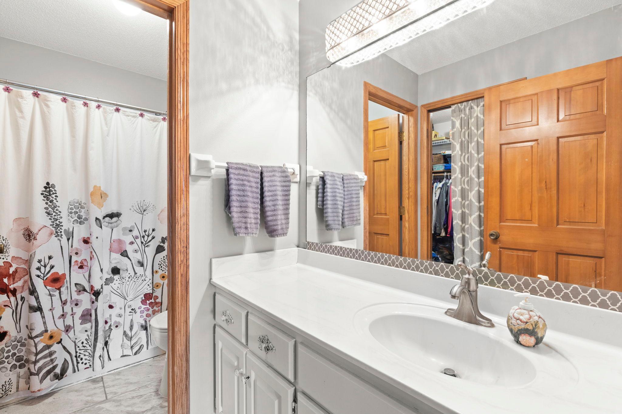 14621 Embassy Avenue Property Photo 13