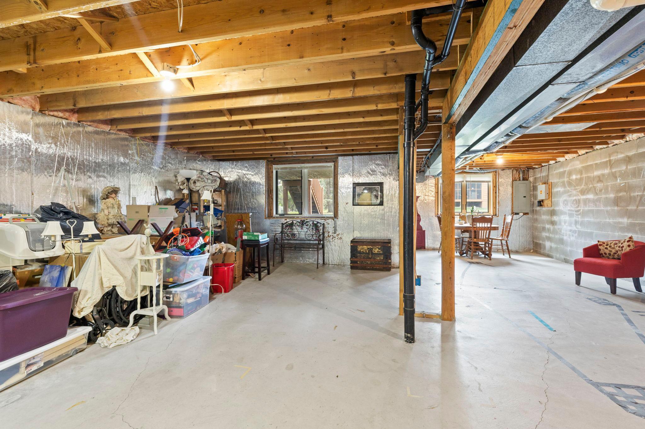 14621 Embassy Avenue Property Photo 18