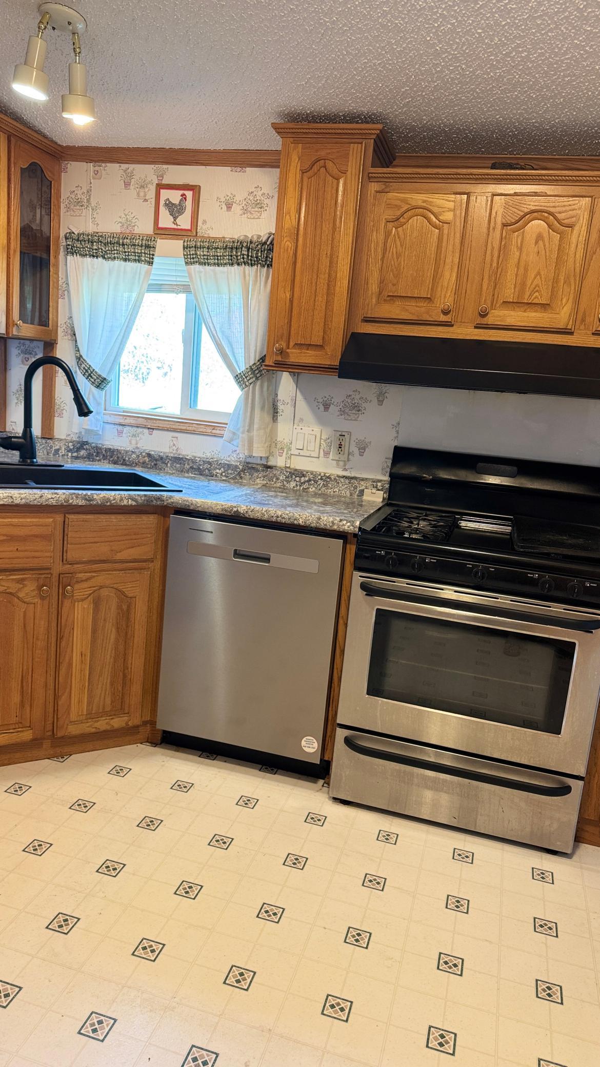29284 Mchugh Road Property Photo 8