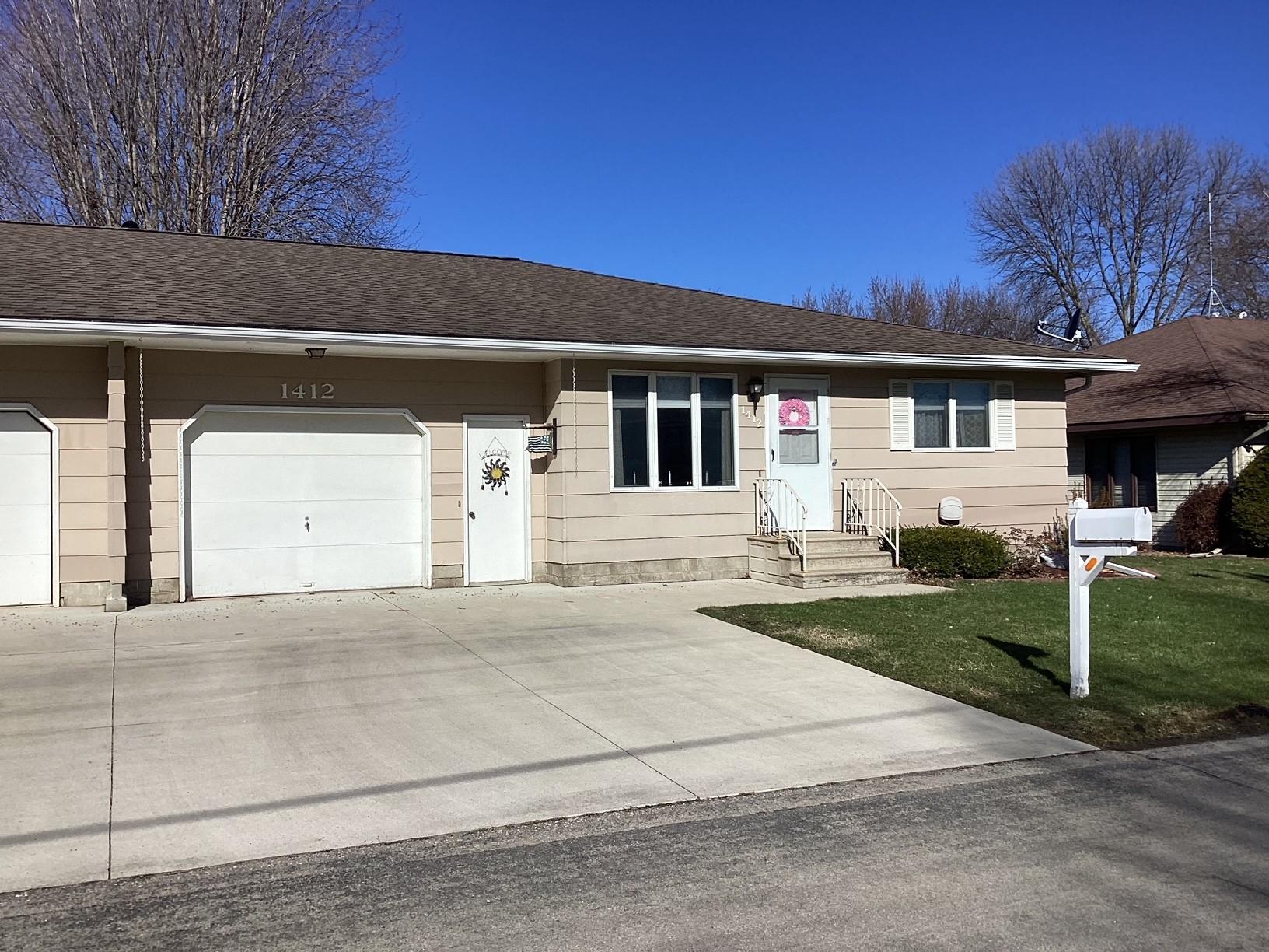 1412 Regency Lane Property Photo 1