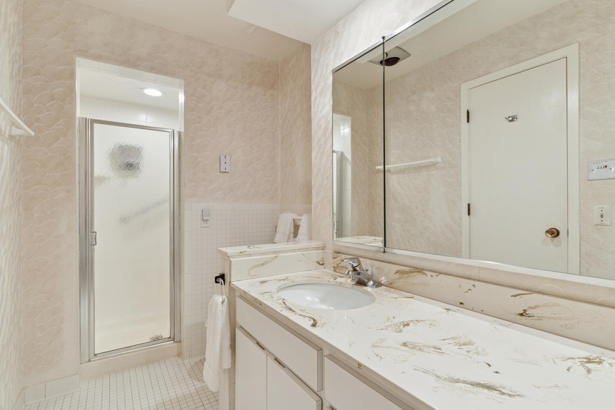 3412 Oak Ridge Road 211 Property Photo 28