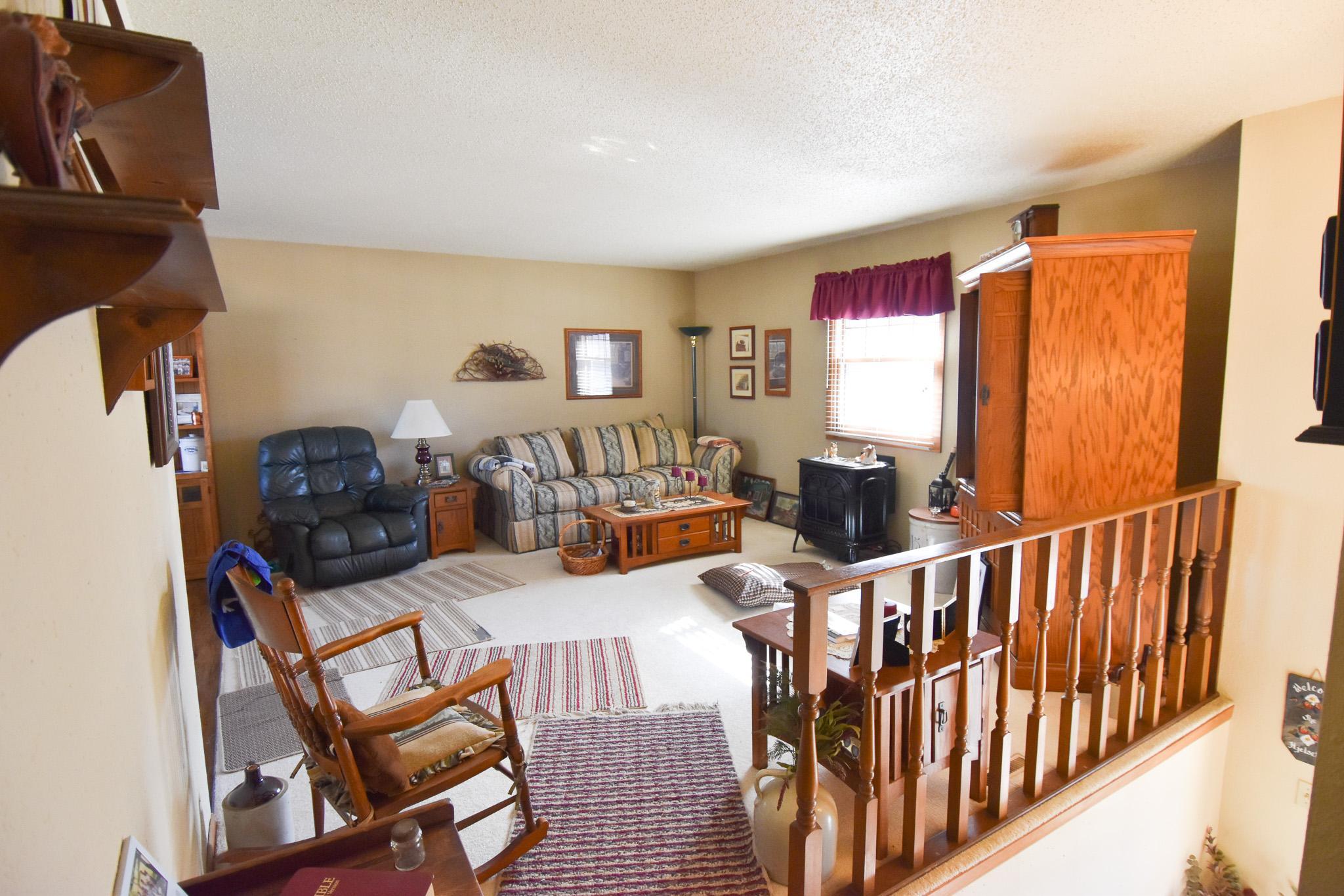 105 Valley View Road Property Photo 3