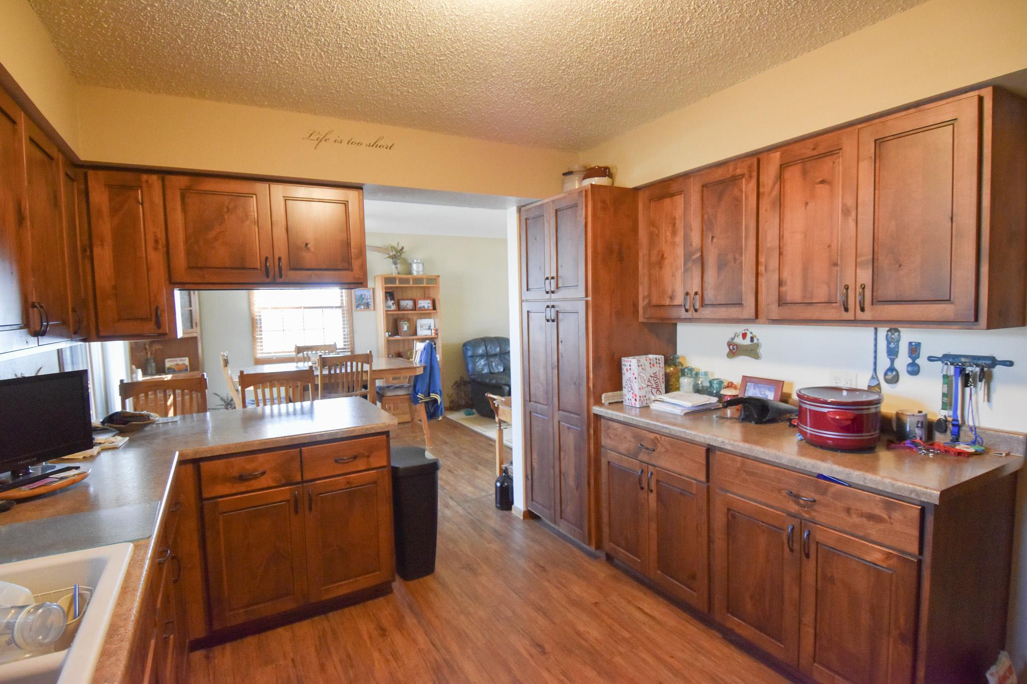 105 Valley View Road Property Photo 6