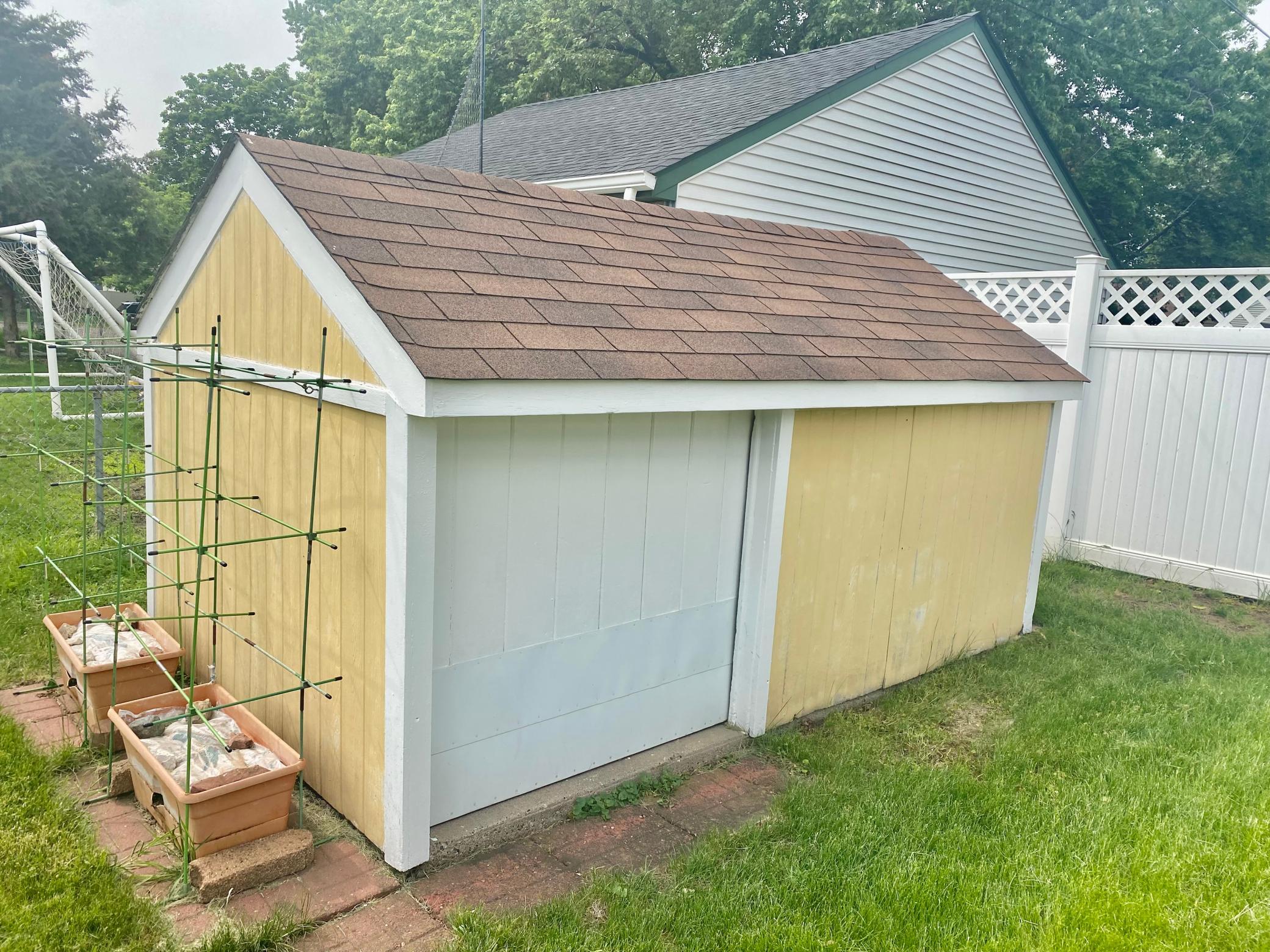 7244 Clinton Avenue Property Photo 21
