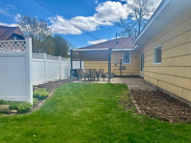 7244 Clinton Avenue Property Photo 25