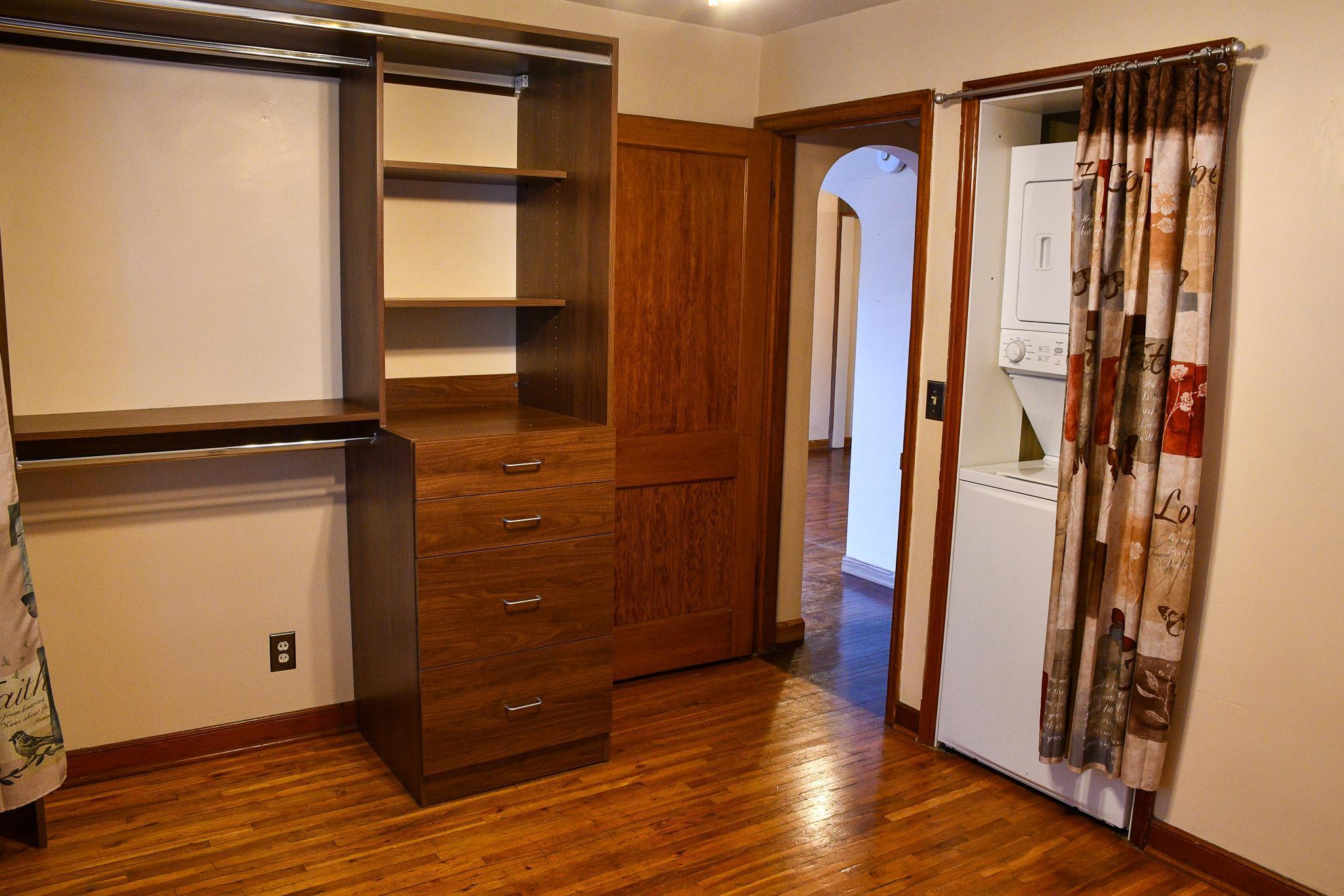 1539 Dover Street Property Photo 8