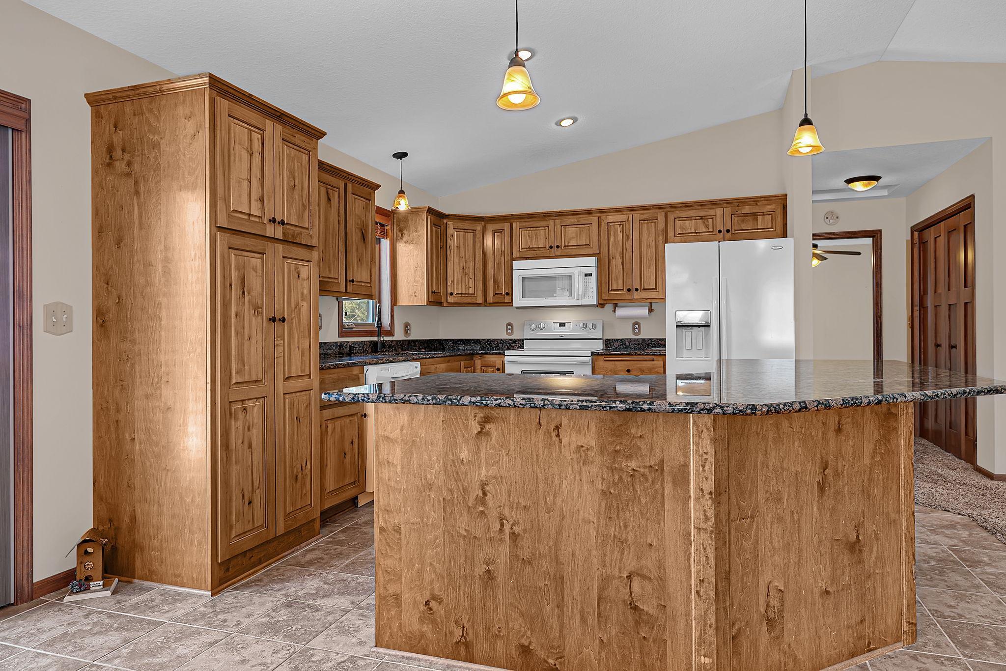 7101 Browns Lane Property Photo 10