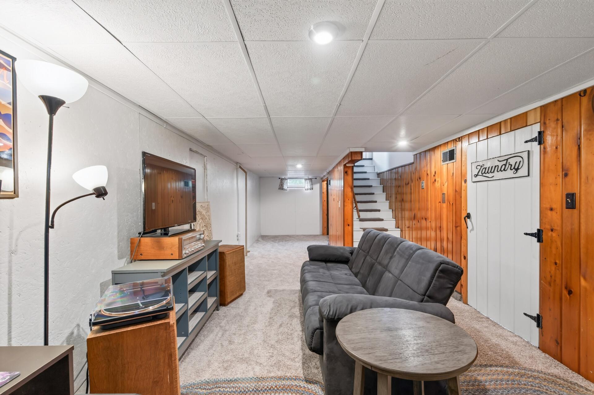 1100 Cartway Road Property Photo 35