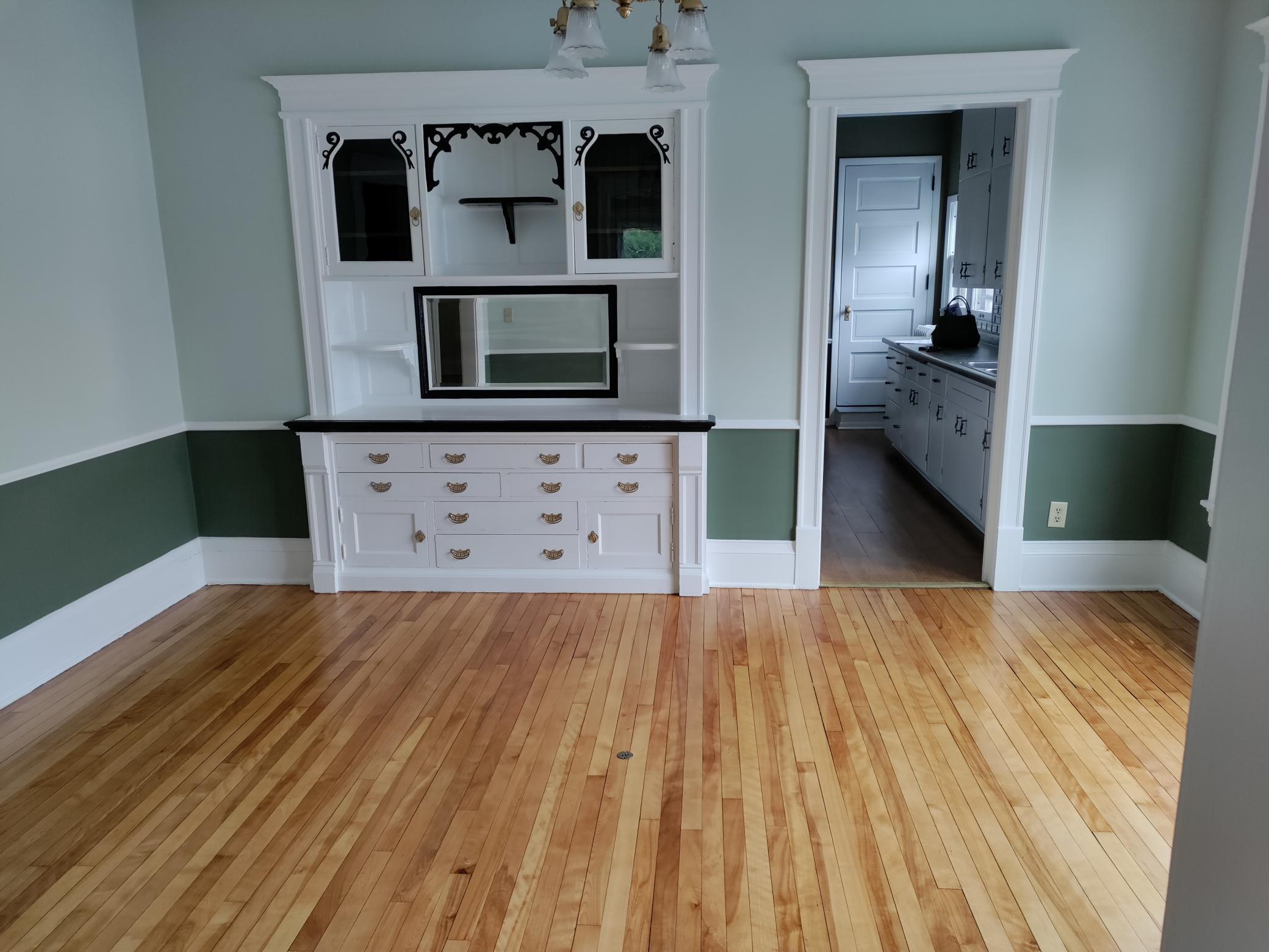 19 W 25th Street Property Photo 6
