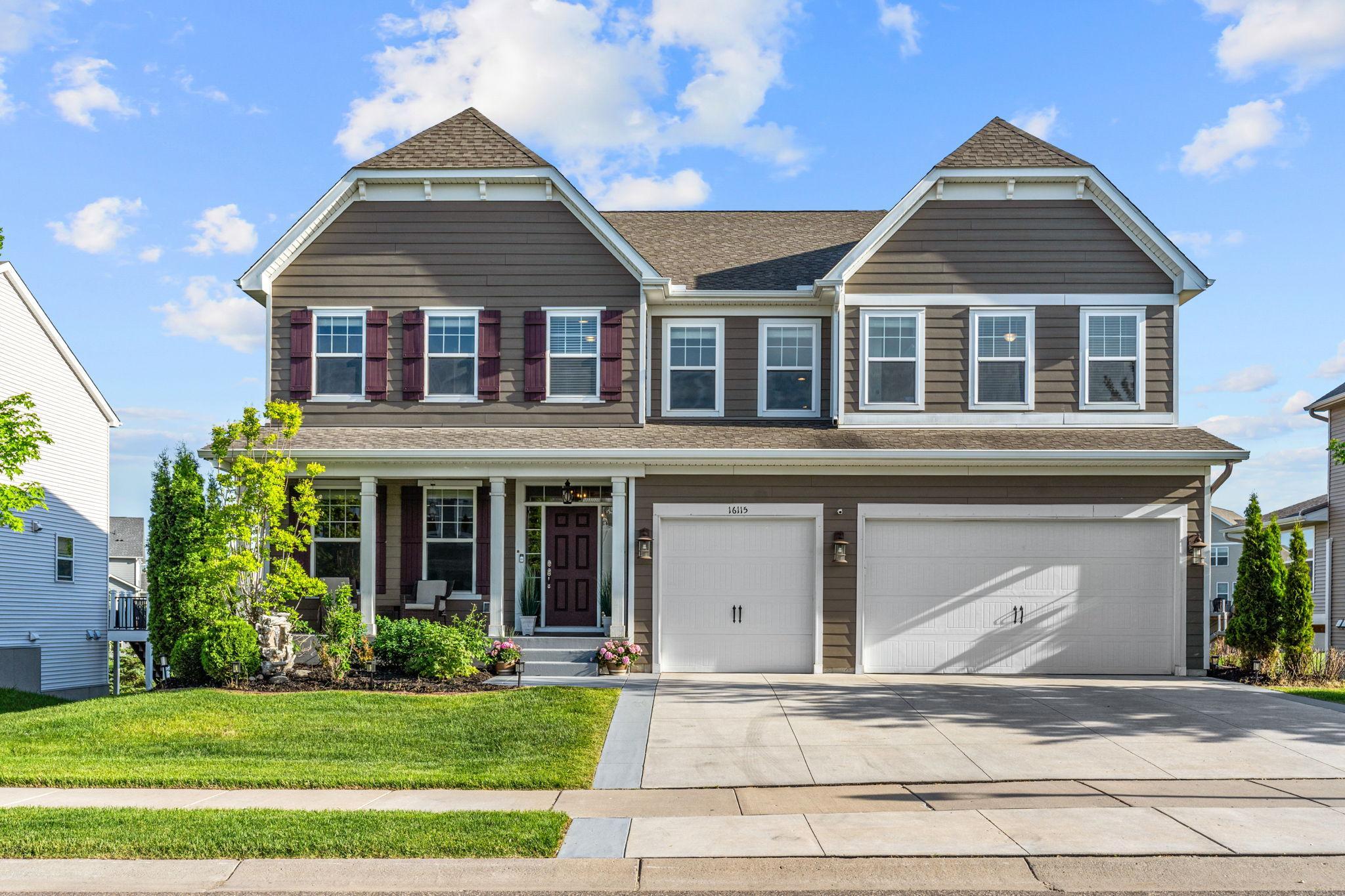 16115 57th Place N Property Photo 5
