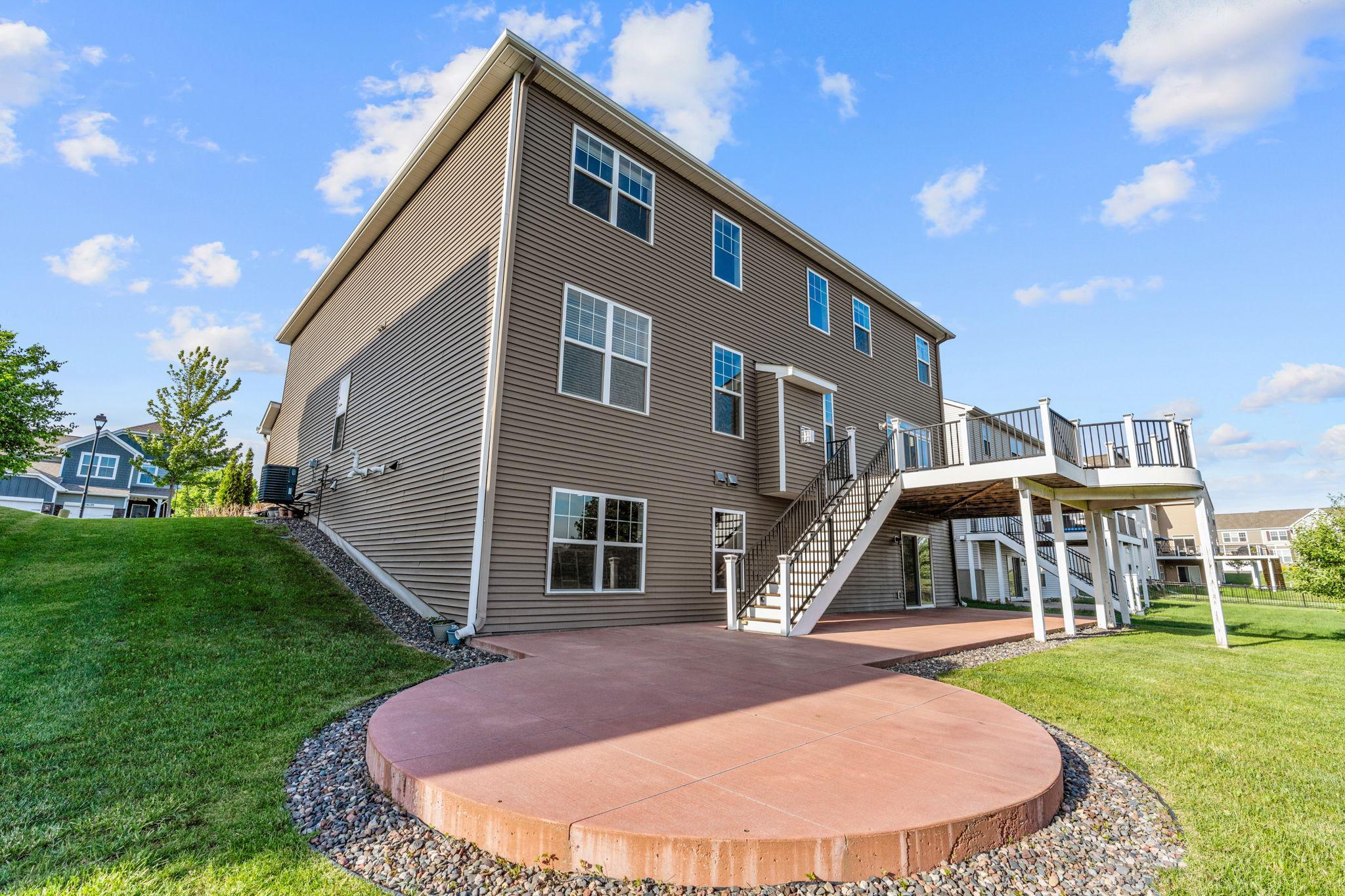 16115 57th Place N Property Photo 10