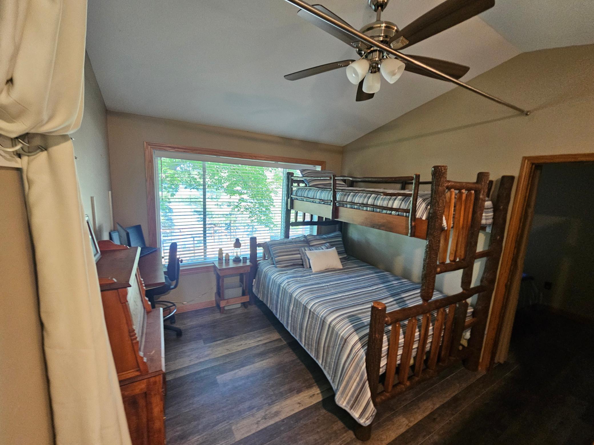 23854 Scott Drive Property Photo 11