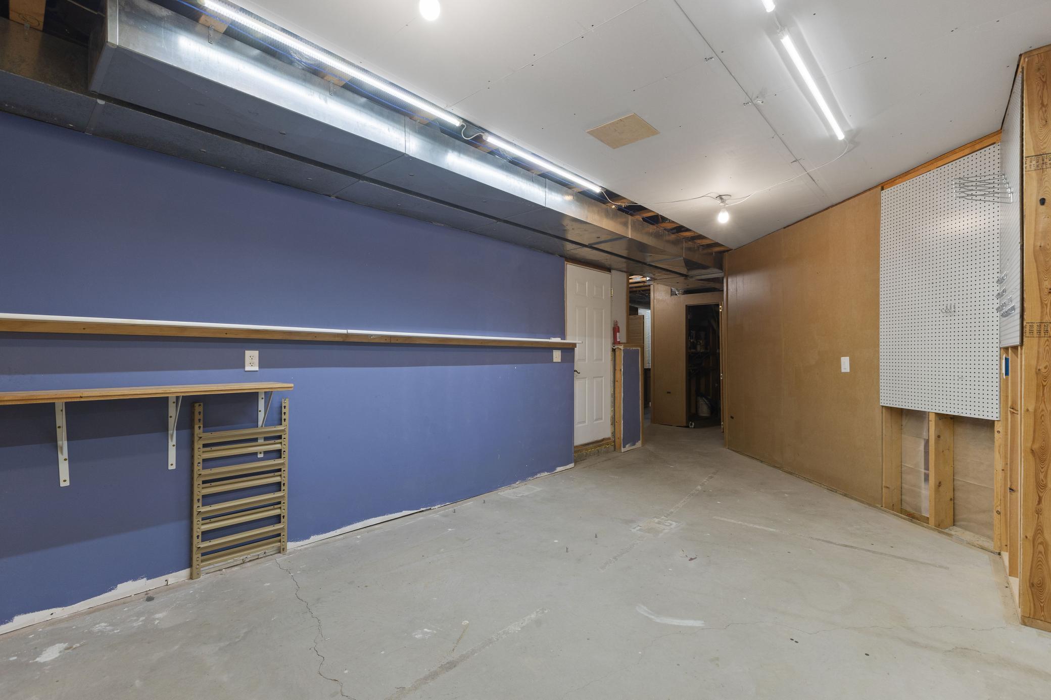 1067 Pioneer Road Property Photo 37