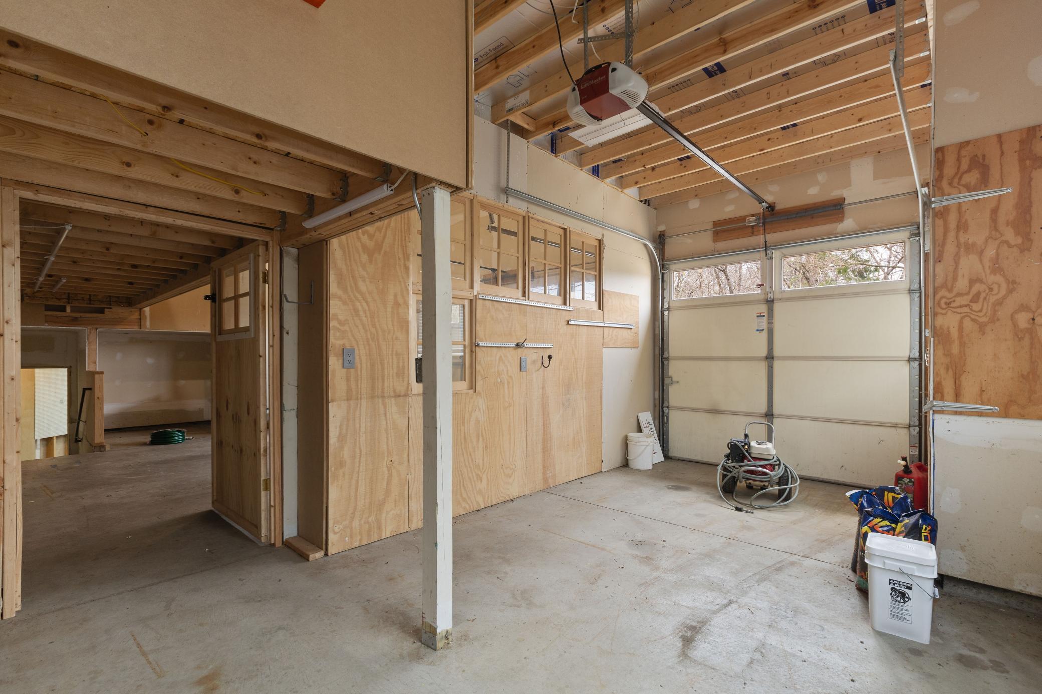1067 Pioneer Road Property Photo 39