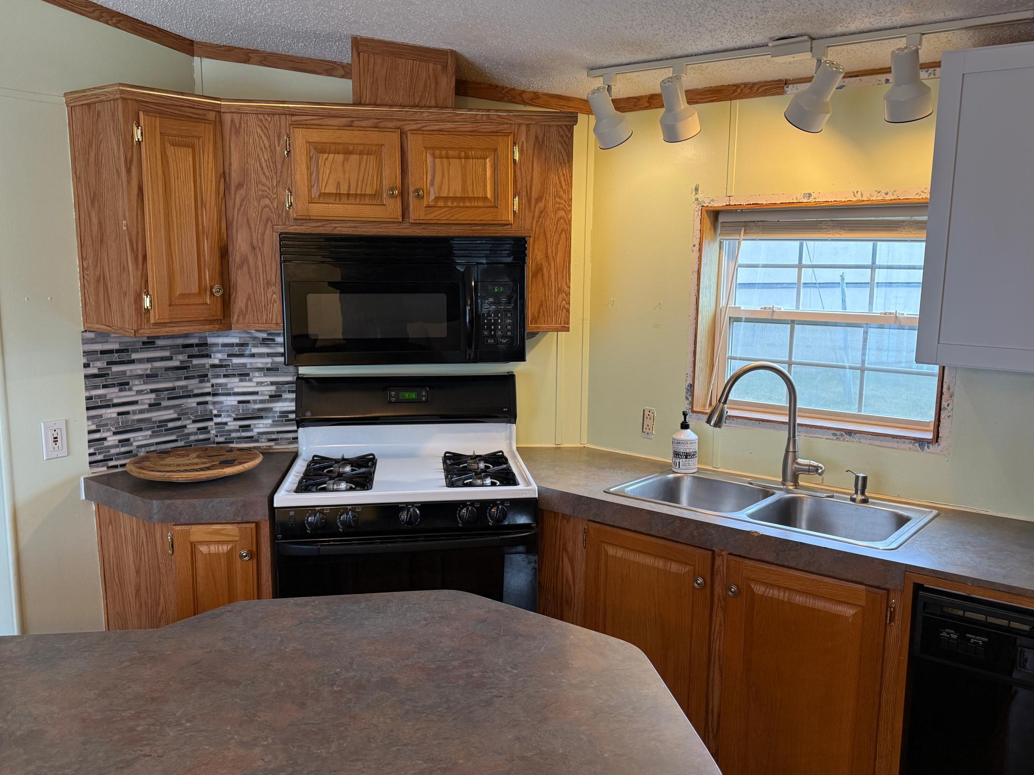 1341 104th Lane Ne Property Photo 6