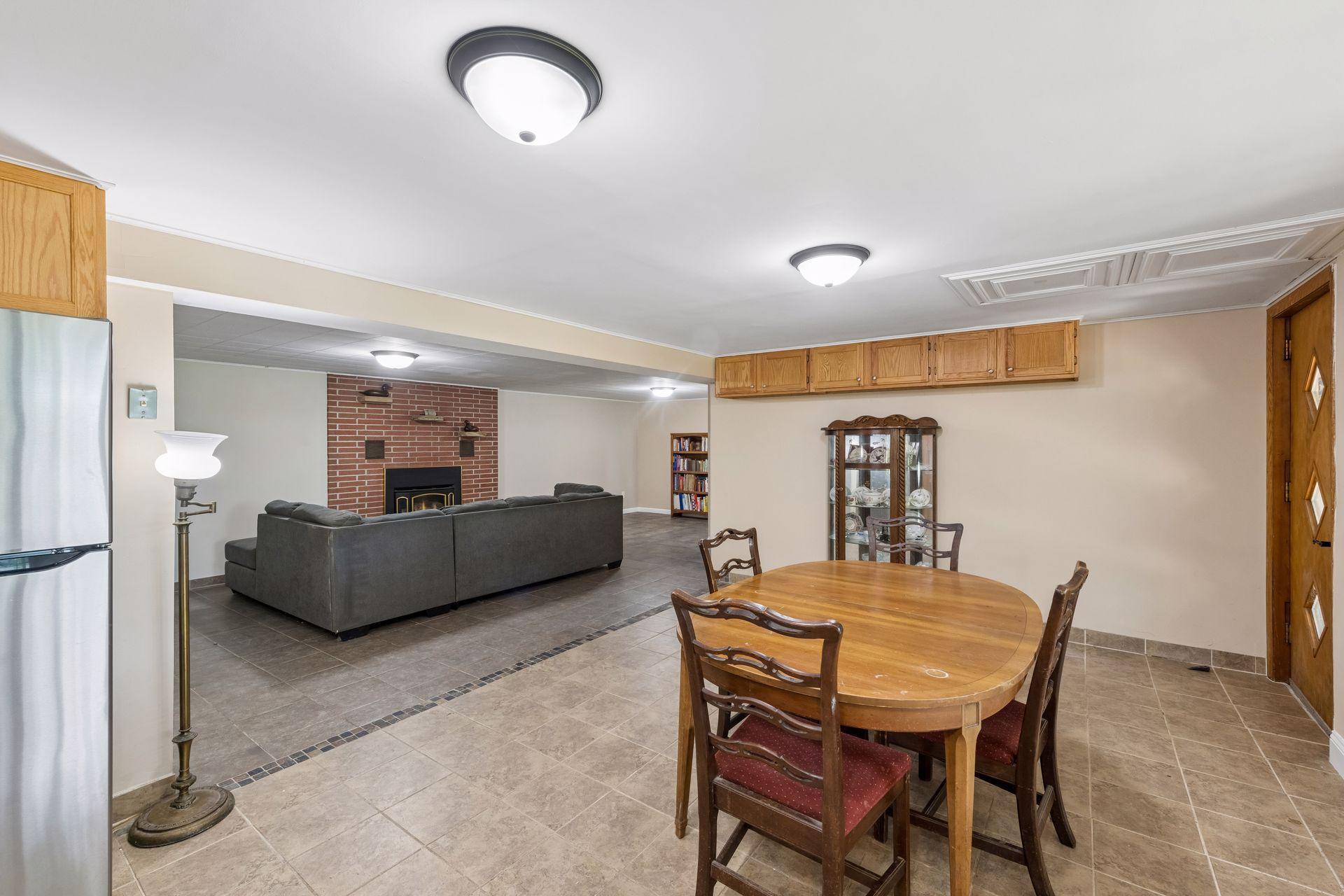 4569 Shoreline Drive Property Photo 22