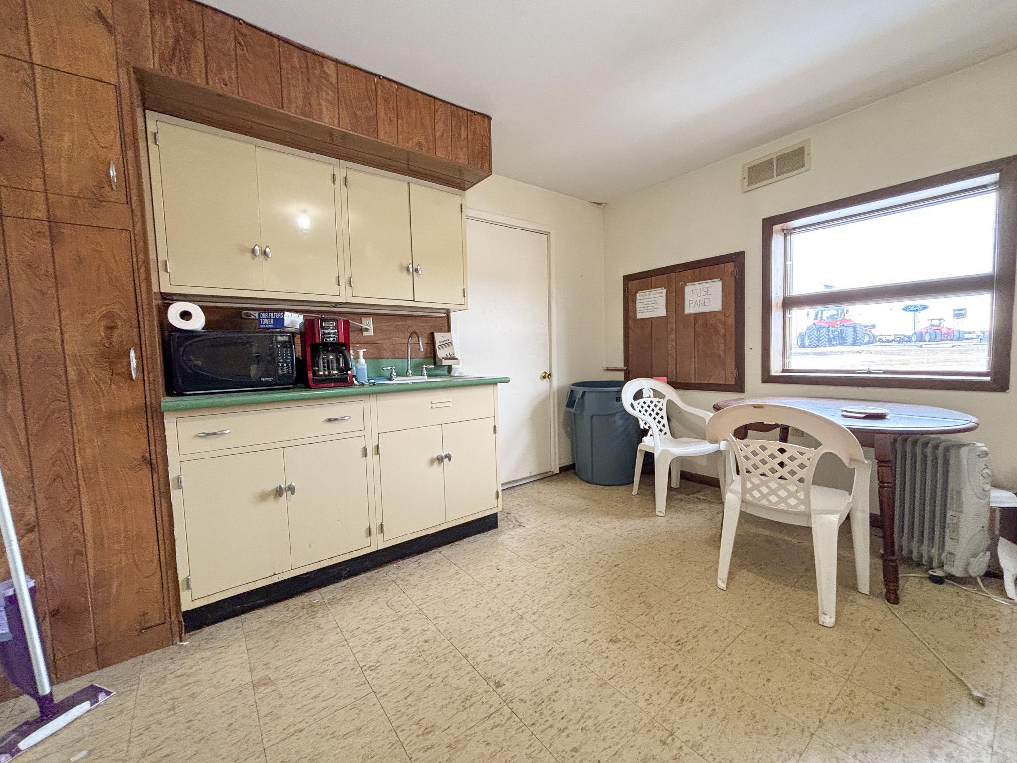 2066 College Way Property Photo 19