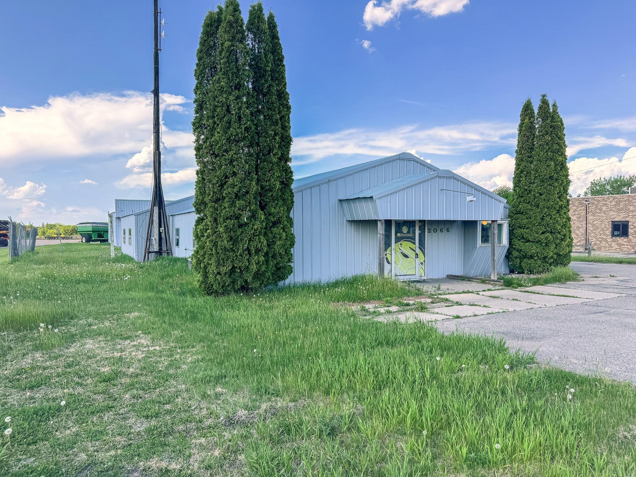 2066 College Way Property Photo 31
