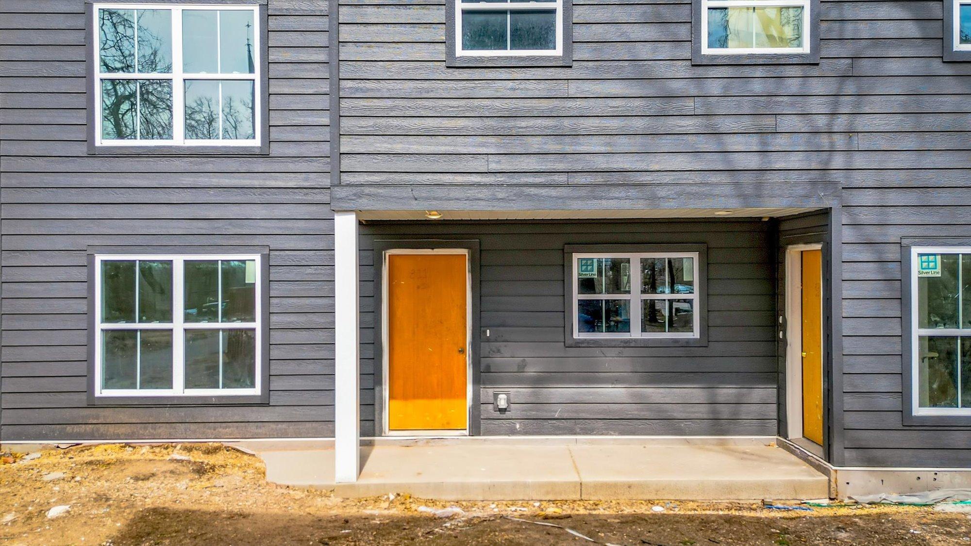 811-815 6th Street Se Property Photo 6