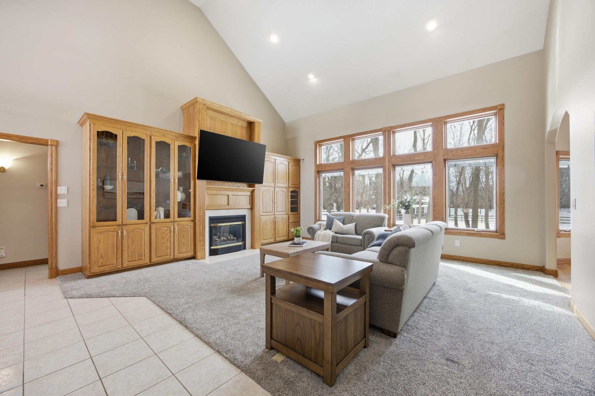 106 50th Avenue E Property Photo 8