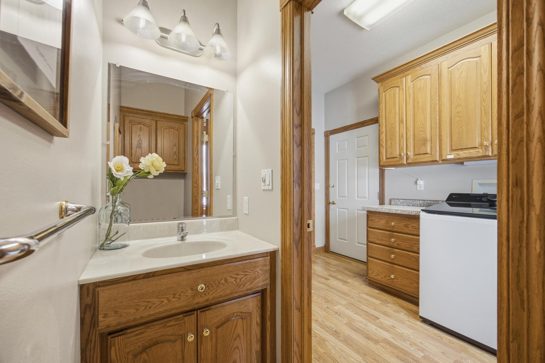 106 50th Avenue E Property Photo 26