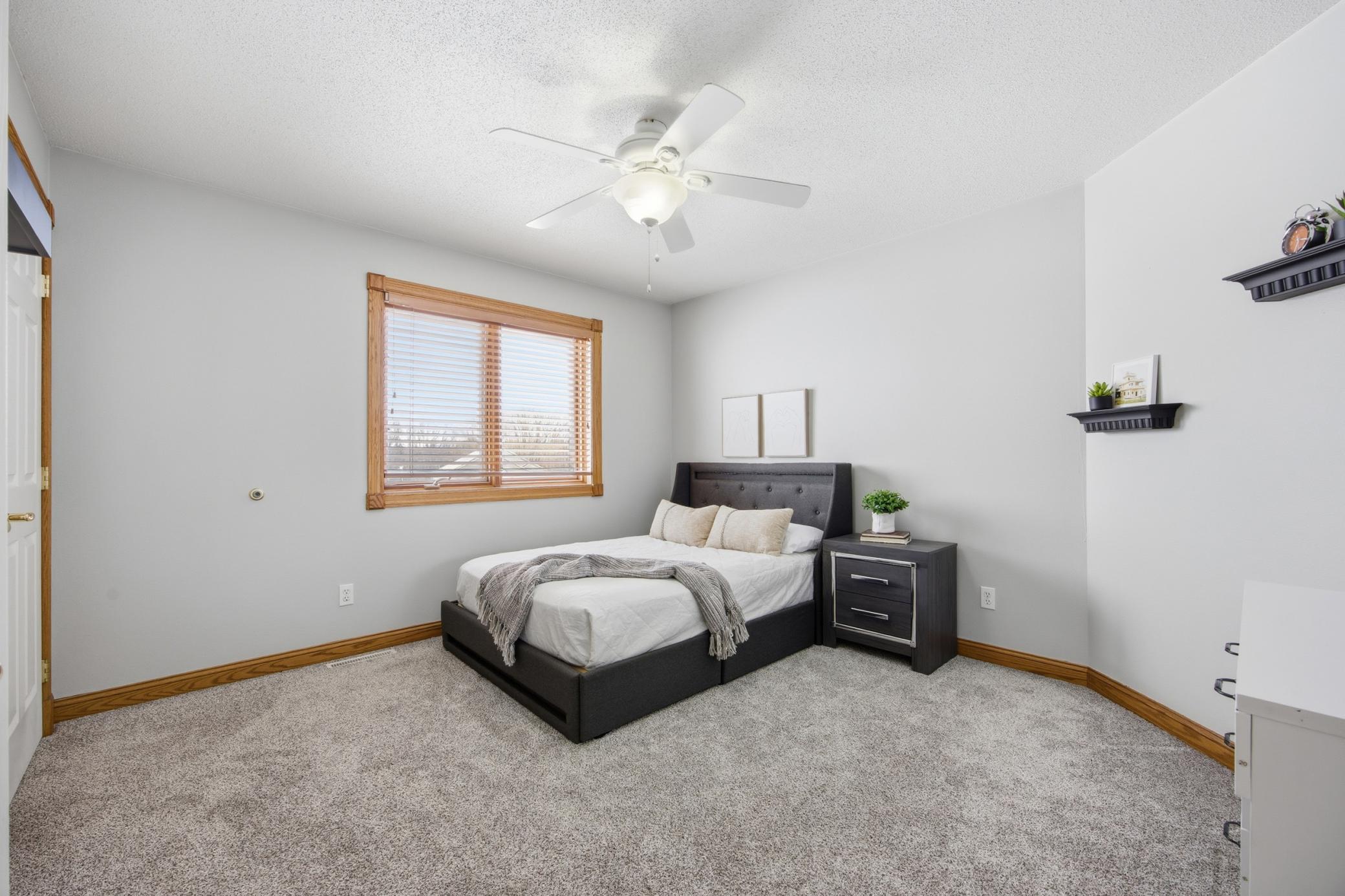 106 50th Avenue E Property Photo 33
