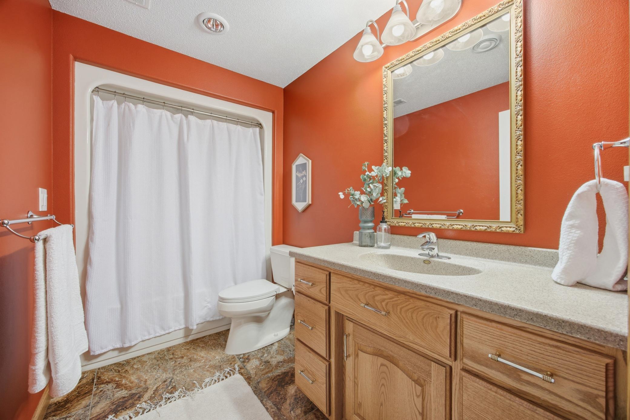106 50th Avenue E Property Photo 46