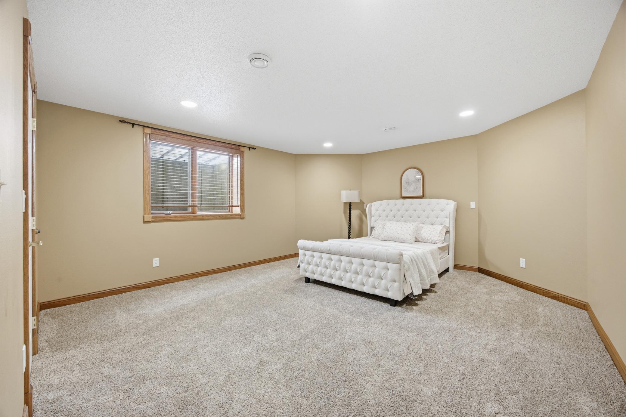 106 50th Avenue E Property Photo 47