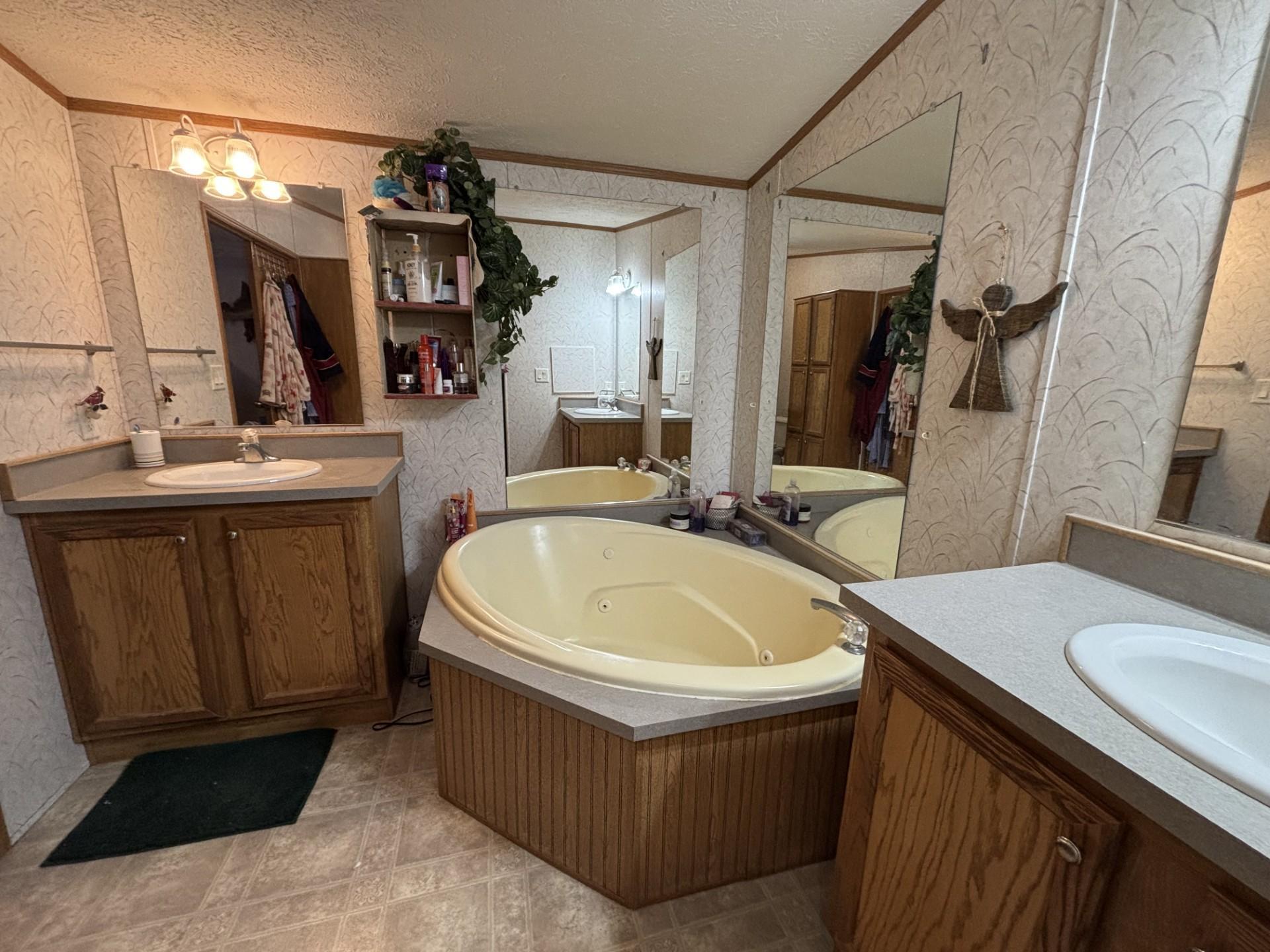 128 Lynn Road Property Photo 13