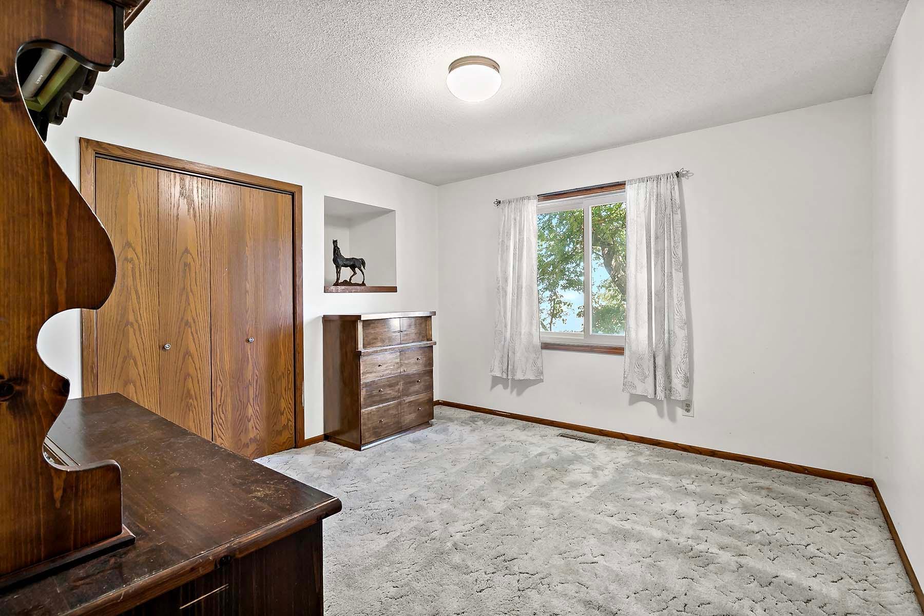2130 198th Street W Property Photo 21