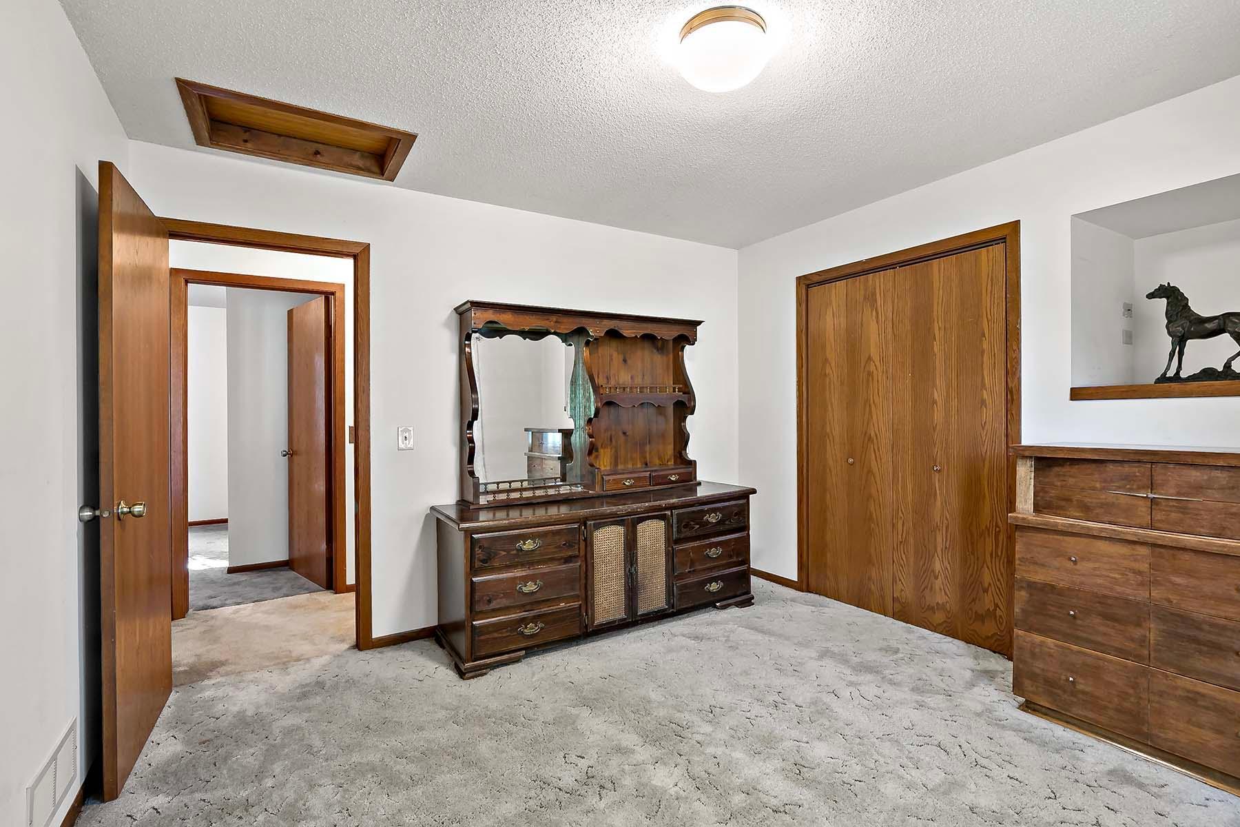2130 198th Street W Property Photo 22