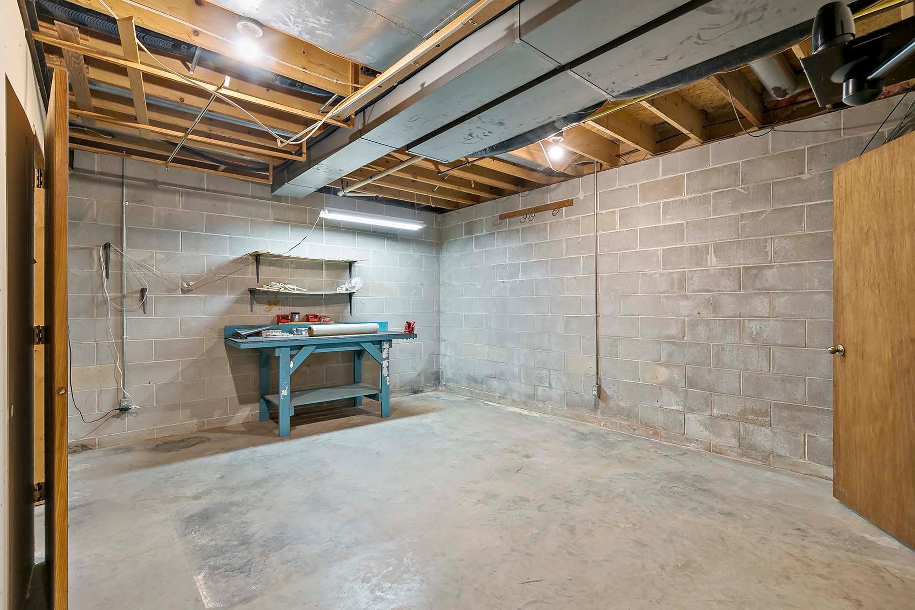 2130 198th Street W Property Photo 28