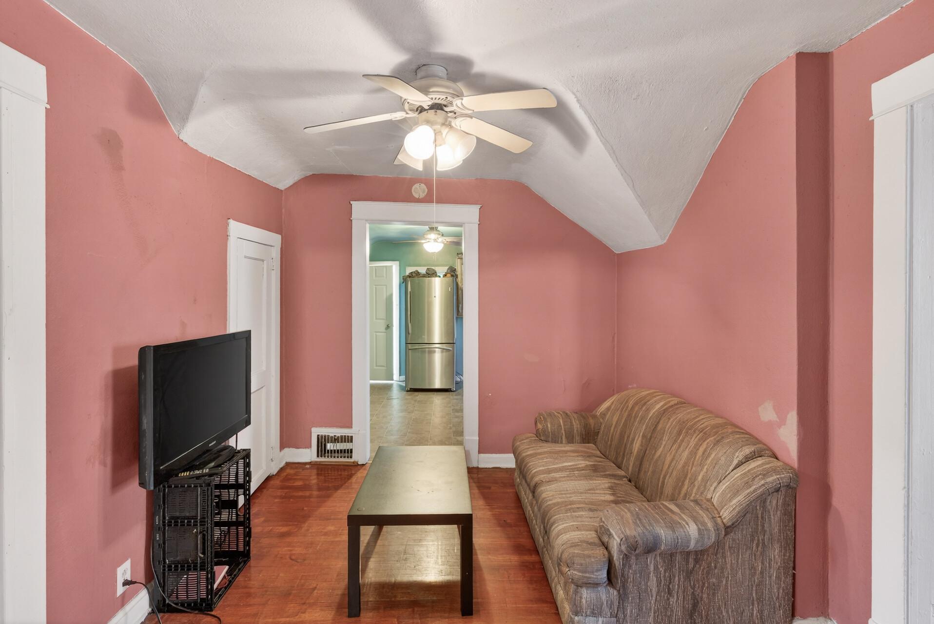 790 Geranium Avenue E Property Photo 19