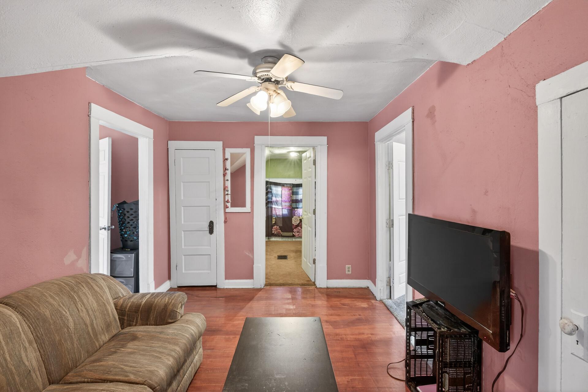 790 Geranium Avenue E Property Photo 20